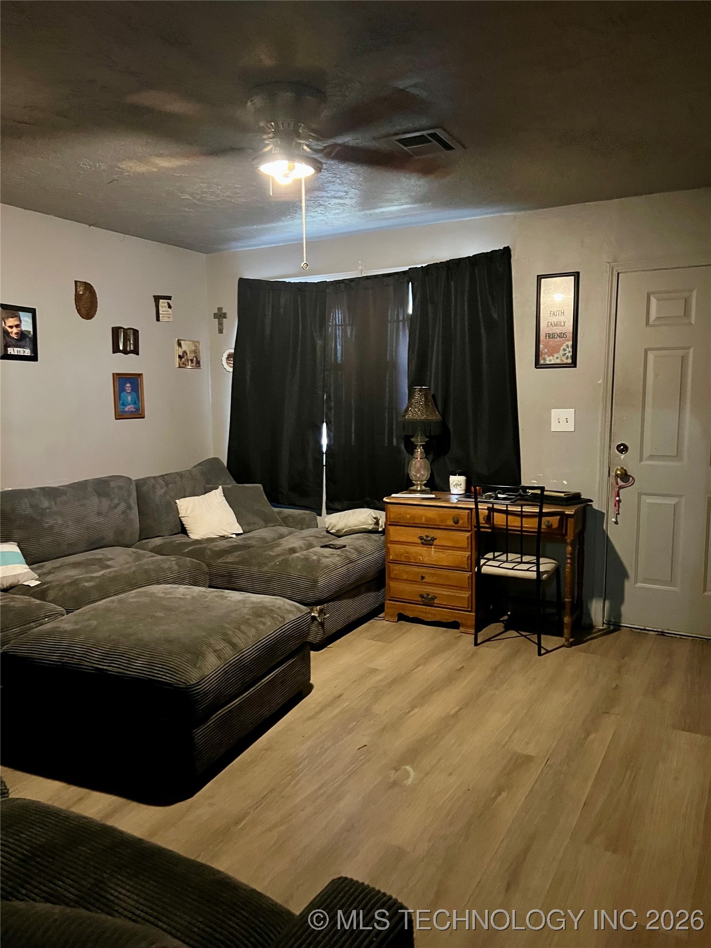 129 W 16th Property Photo 11