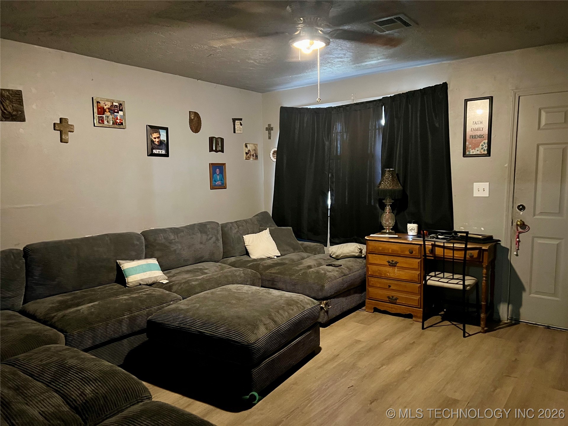 129 W 16th Property Photo 12