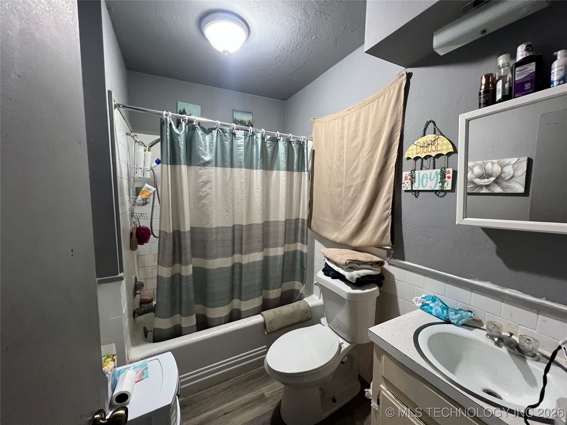 129 W 16th Property Photo 15