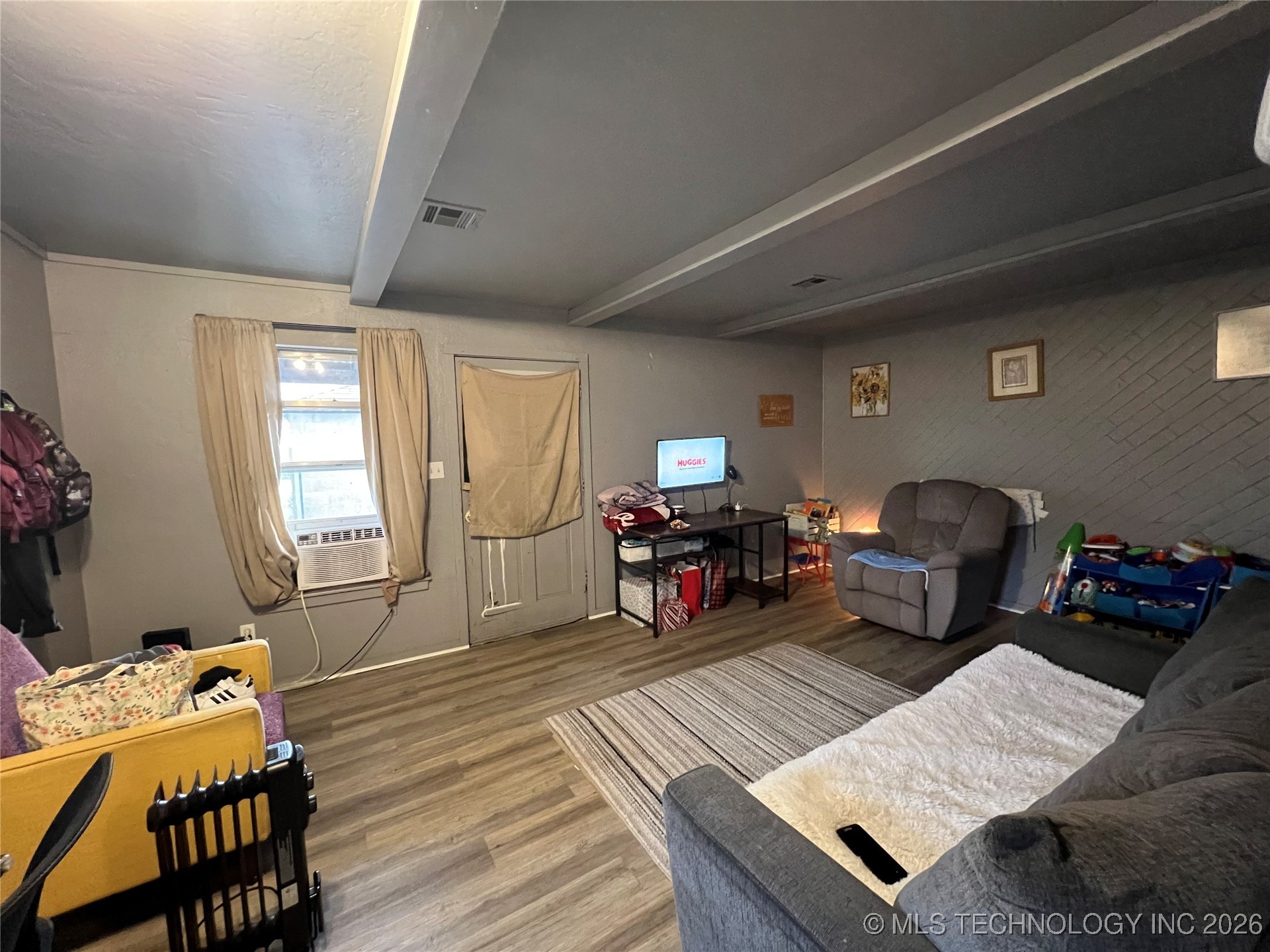 129 W 16th Property Photo 16