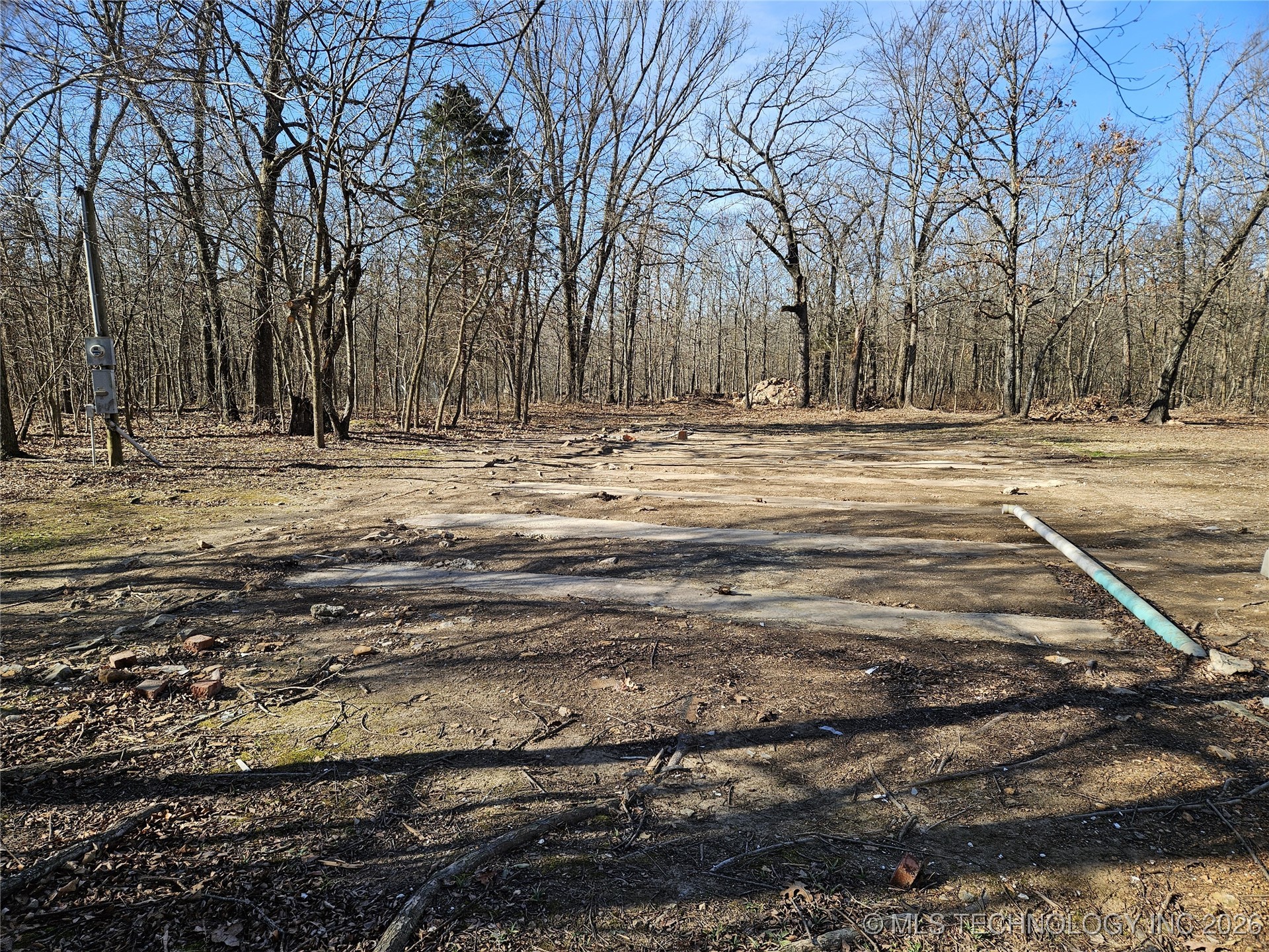 54601 E 233 Road Property Photo 5