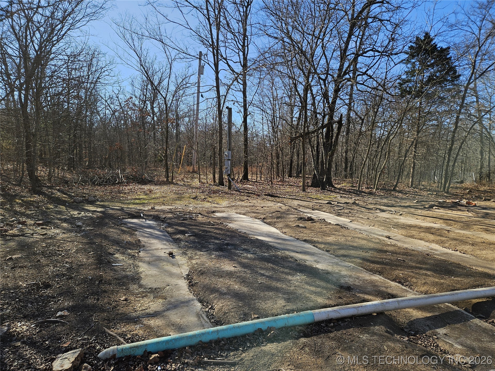 54601 E 233 Road Property Photo 6