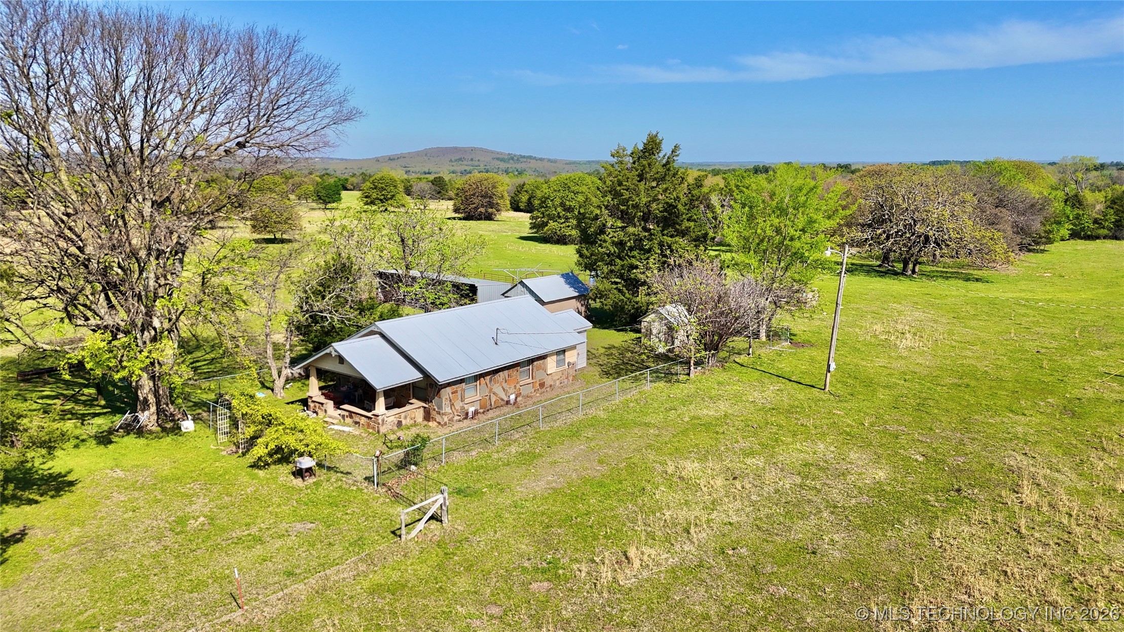 2 W County Road 1260 Property Photo 18