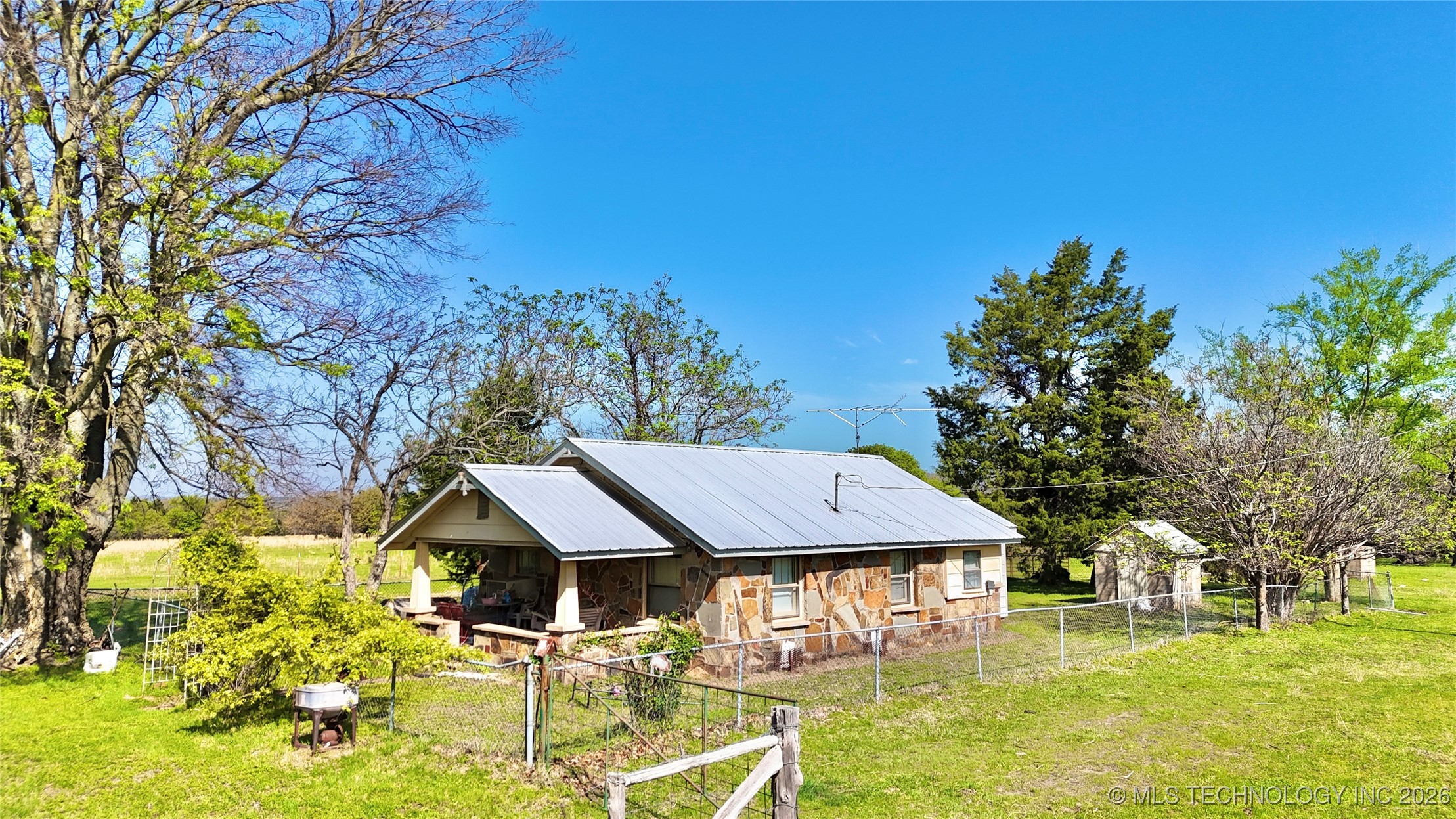 2 W County Road 1260 Property Photo 19