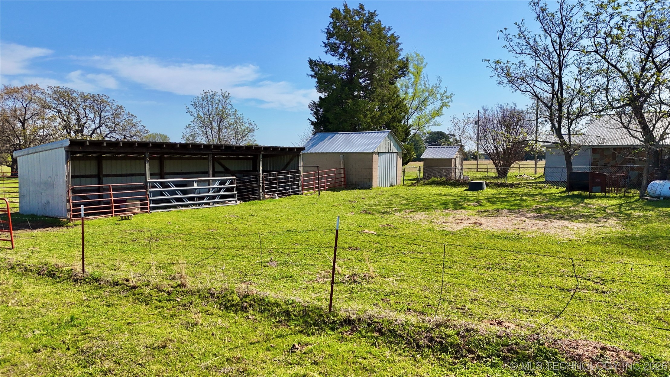 2 W County Road 1260 Property Photo 24