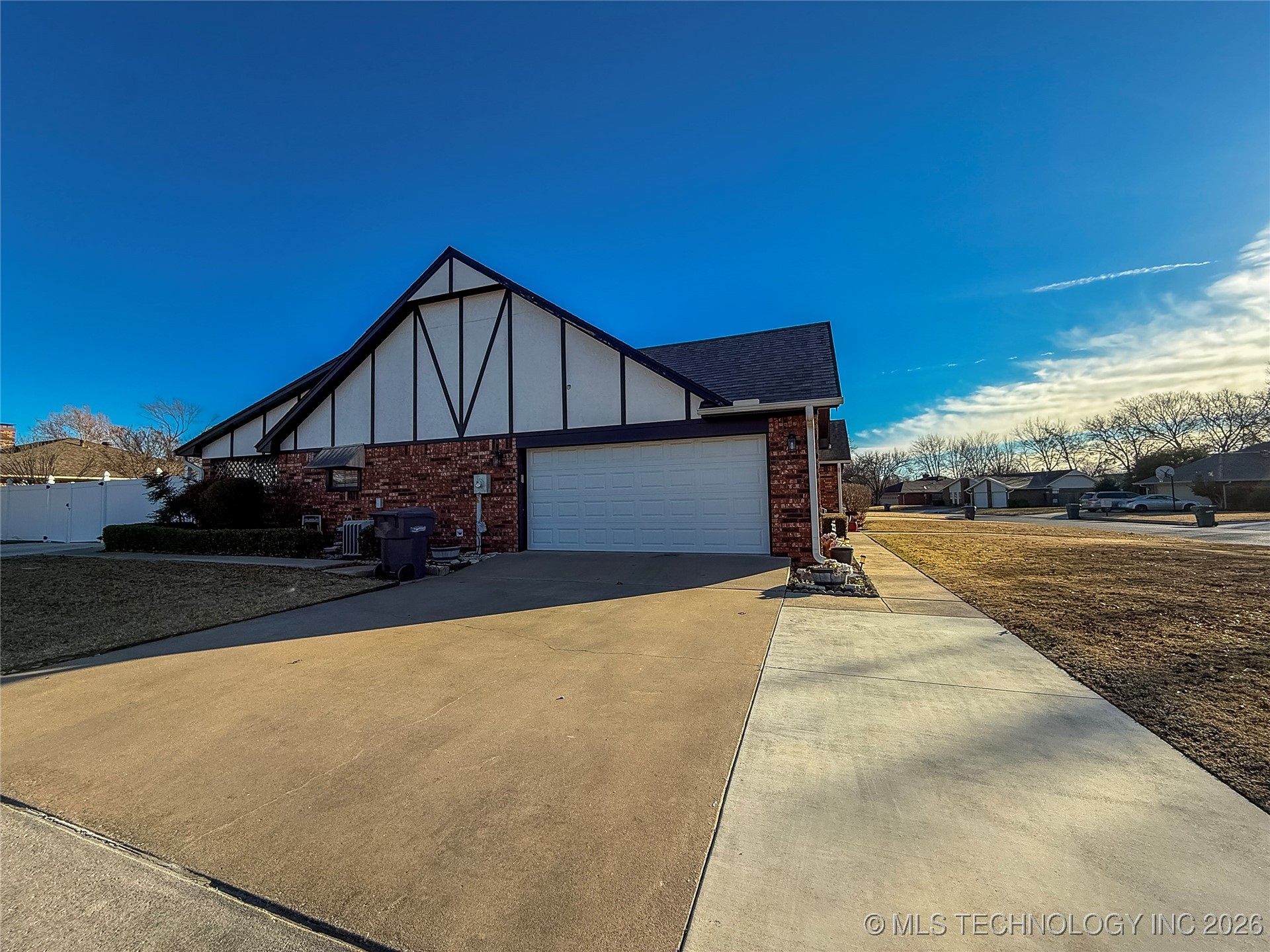 2011 Nw 8th Property Photo 8