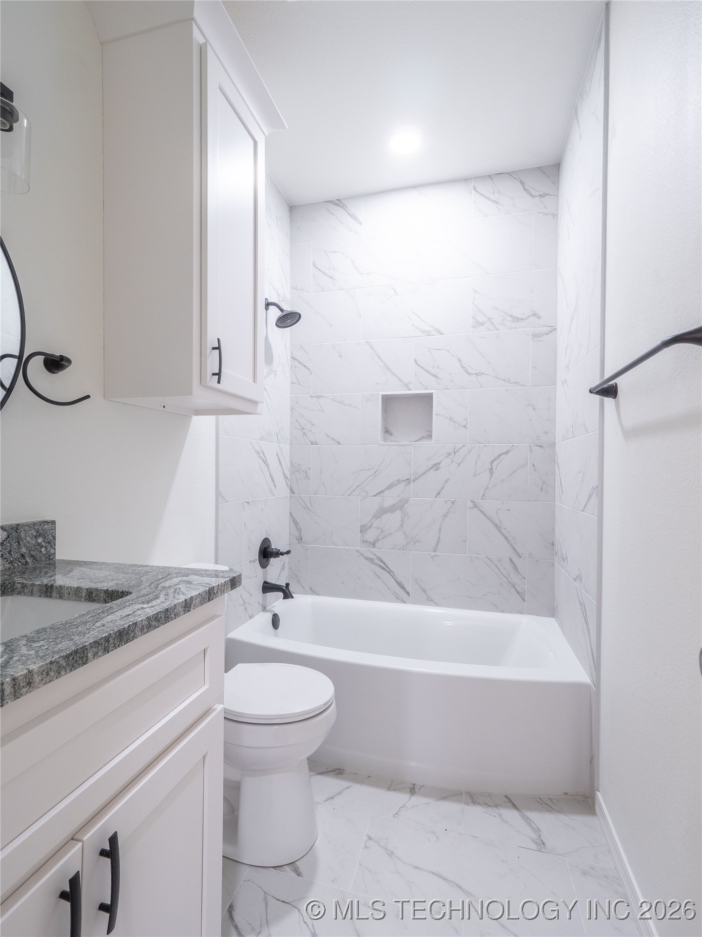 200 Townsend Avenue Property Photo 16