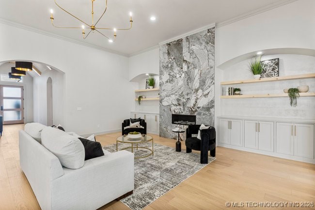 12036 S Vandalia Avenue E Property Photo 2