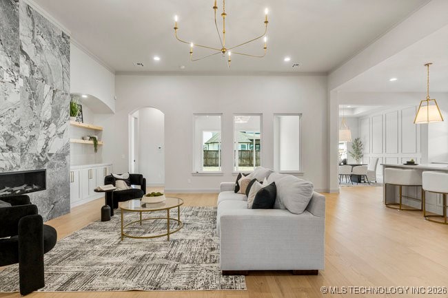 12036 S Vandalia Avenue E Property Photo 7