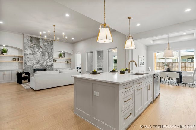 12036 S Vandalia Avenue E Property Photo 19