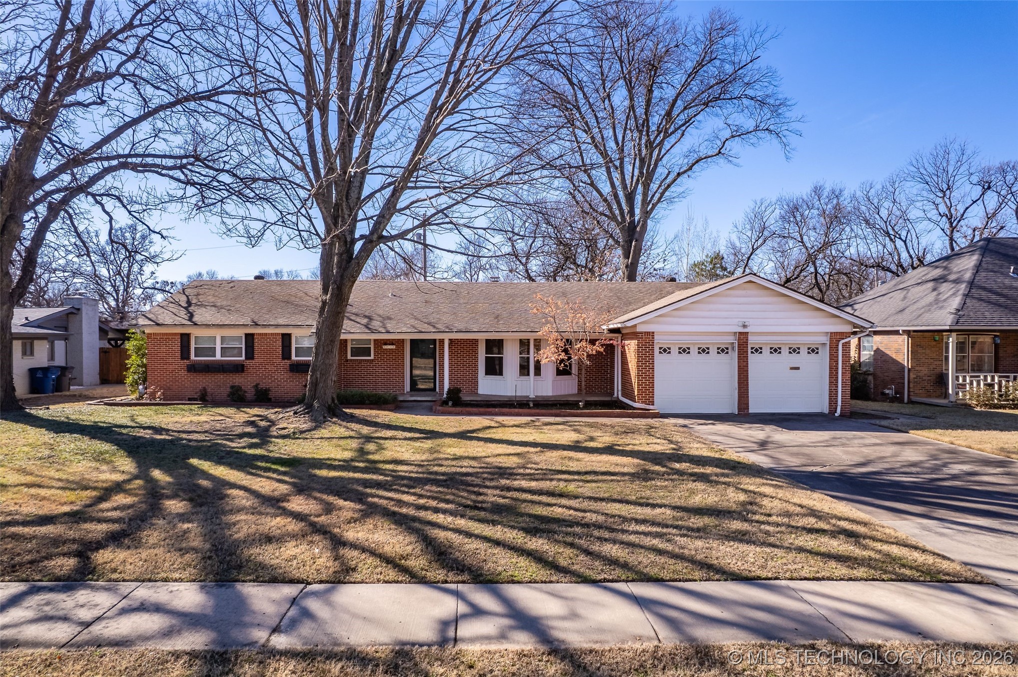 3718 E 56th Street Property Photo 1