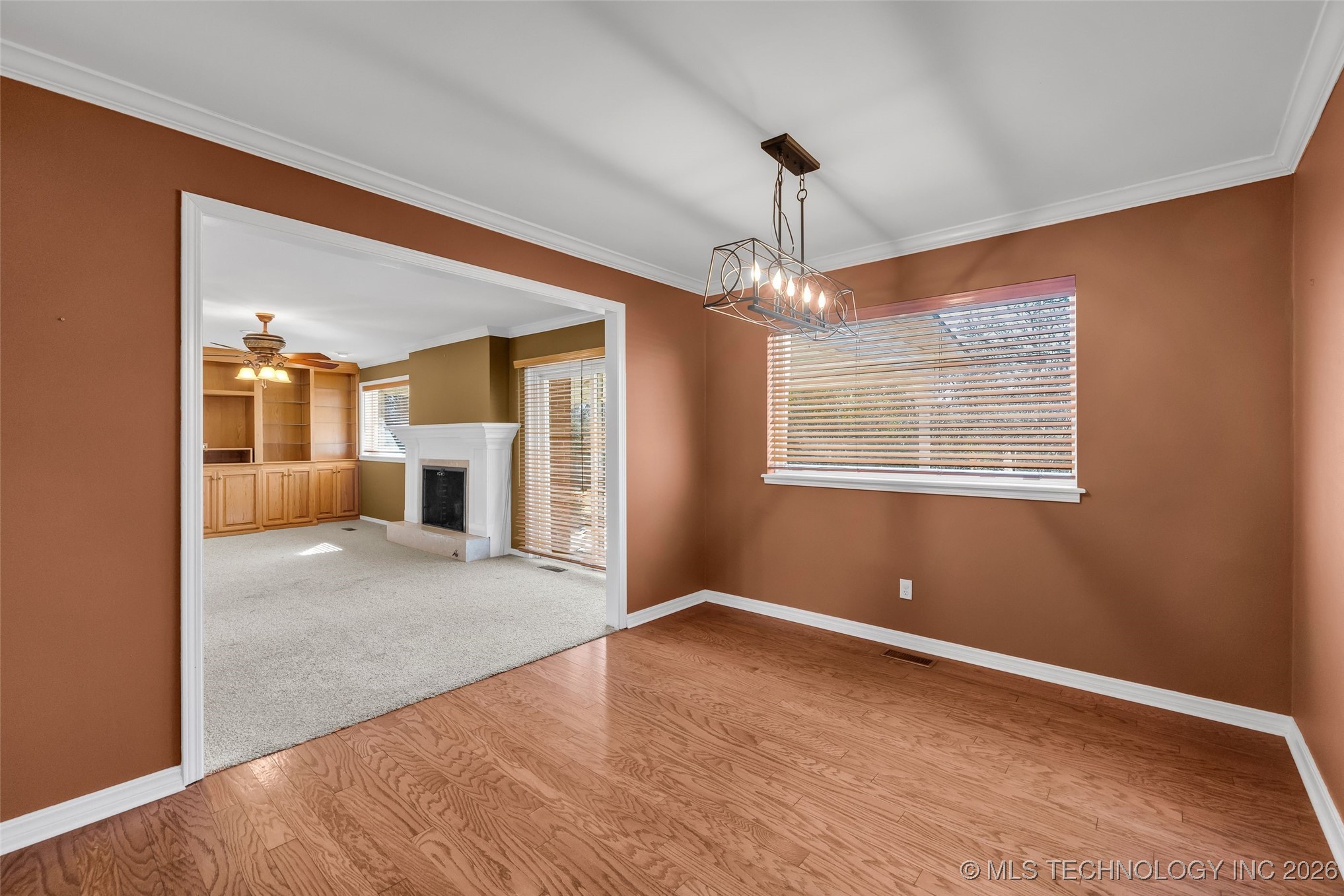 3718 E 56th Street Property Photo 11