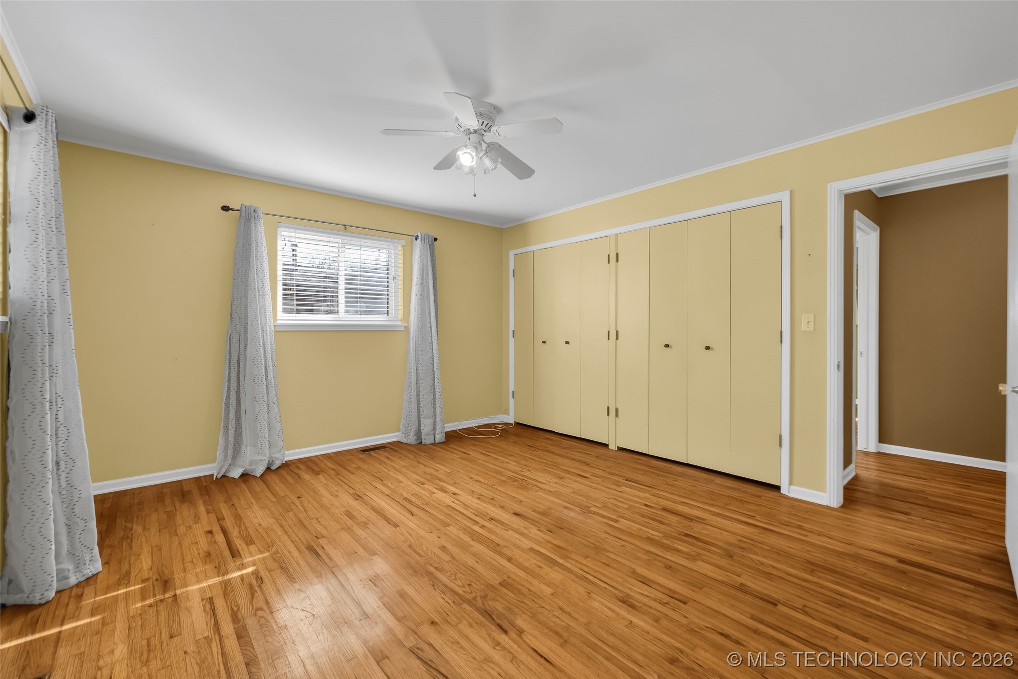 3718 E 56th Street Property Photo 21