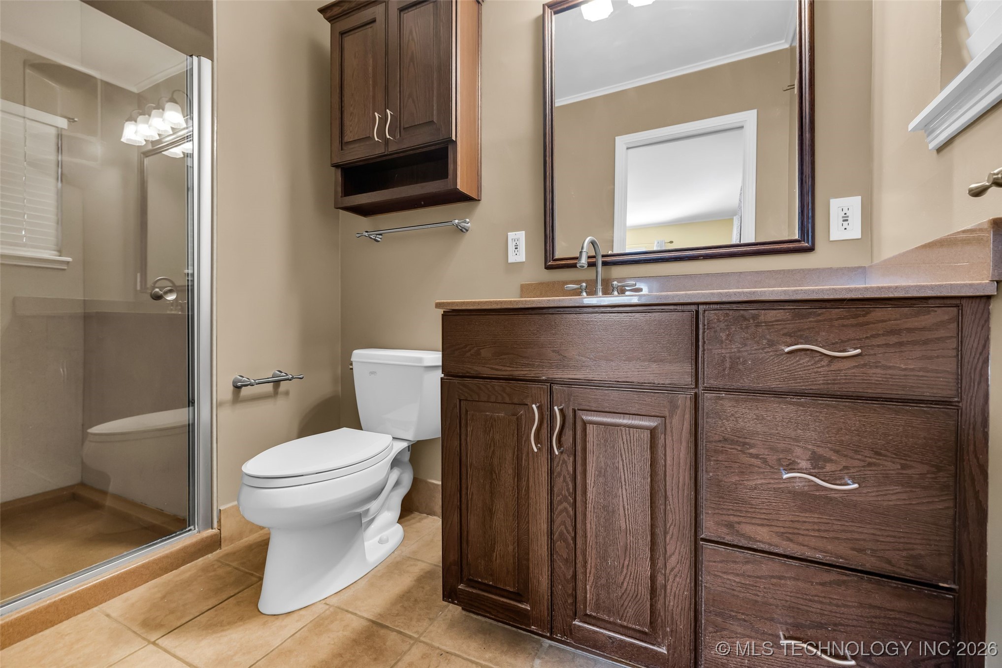 3718 E 56th Street Property Photo 22