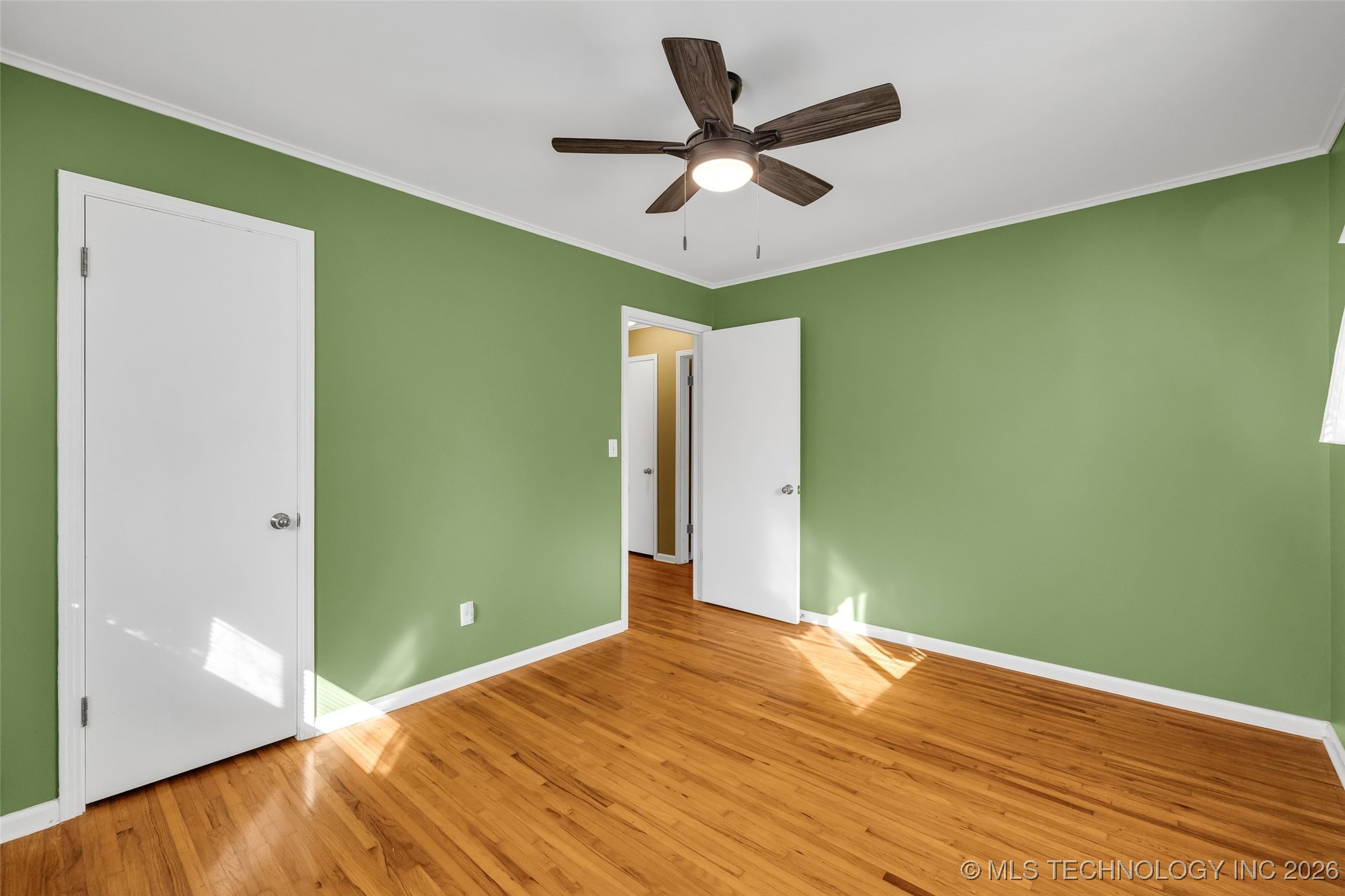 3718 E 56th Street Property Photo 25