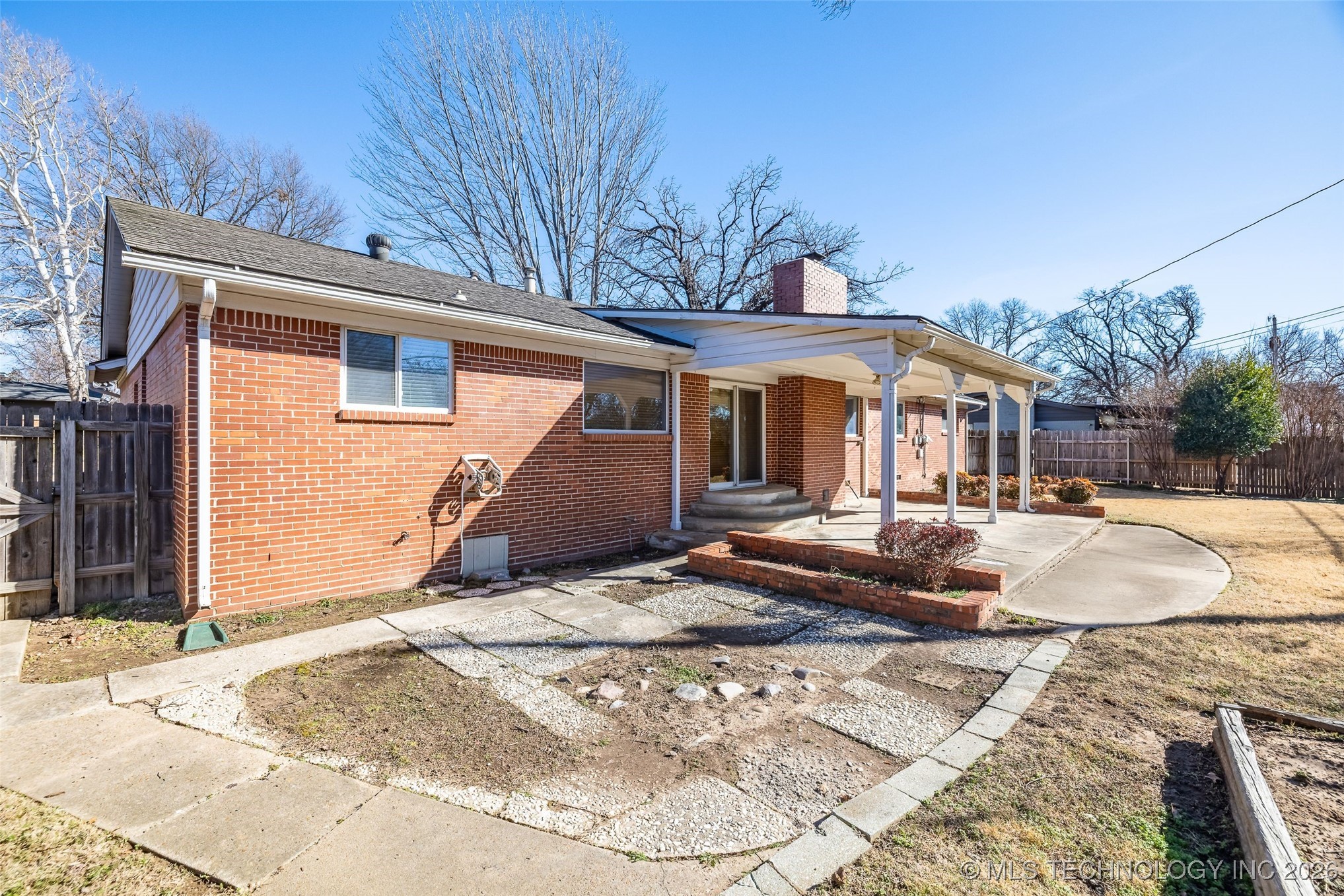 3718 E 56th Street Property Photo 31