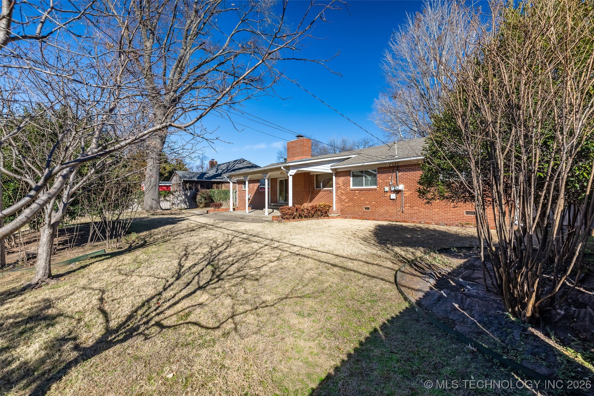 3718 E 56th Street Property Photo 36