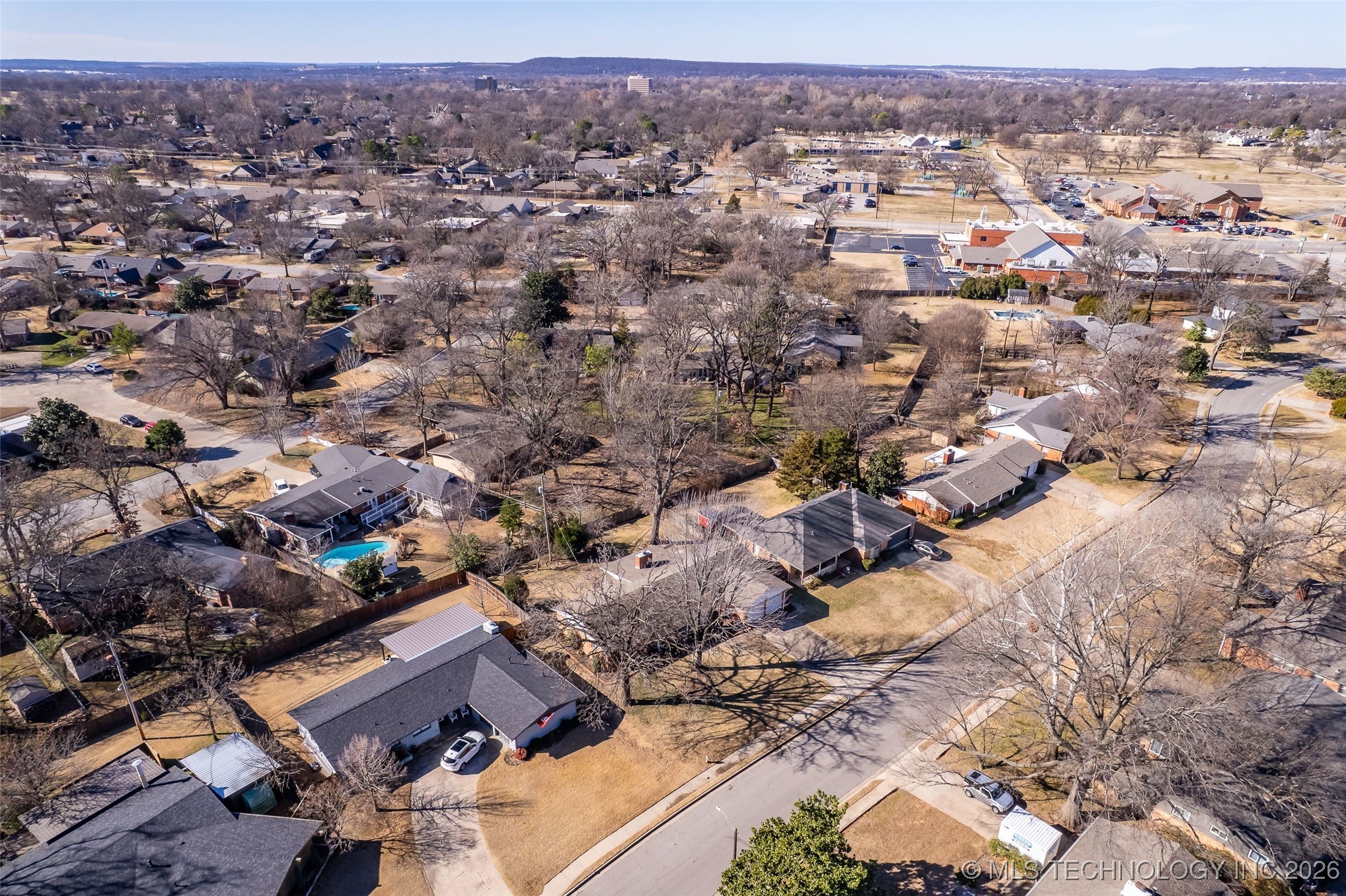3718 E 56th Street Property Photo 45