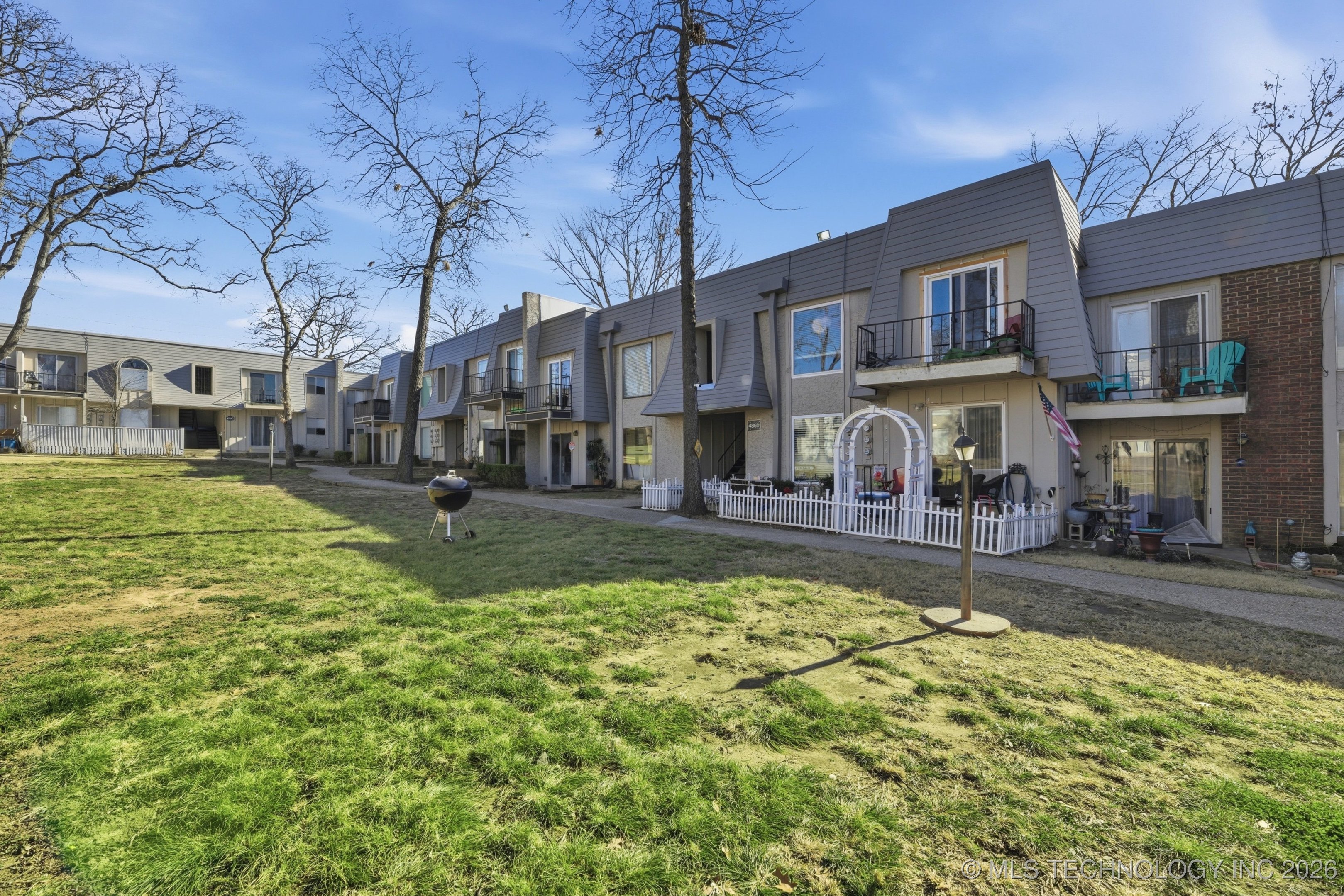 4860 E 68th Street 136 Property Photo 16