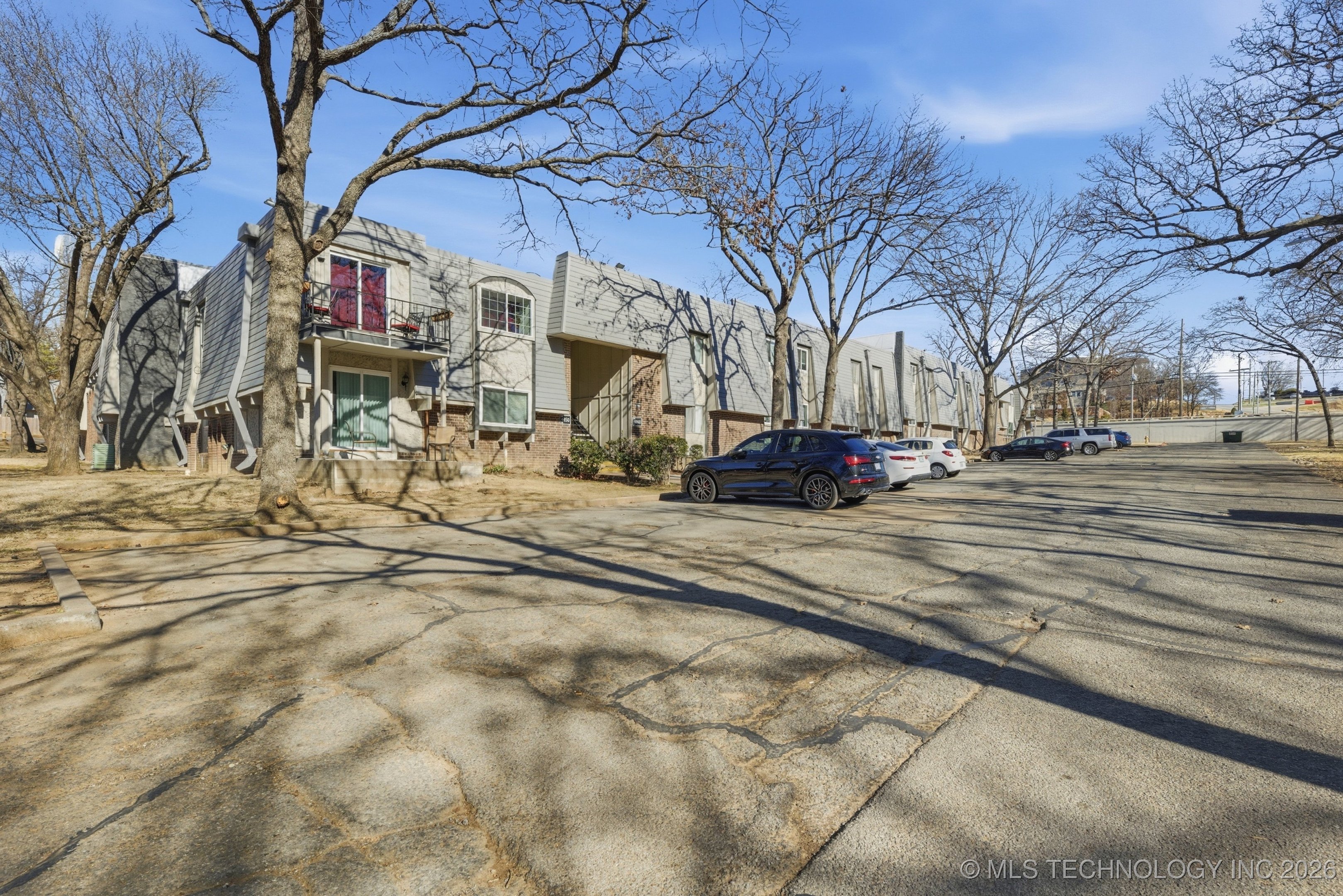 4860 E 68th Street 136 Property Photo 17