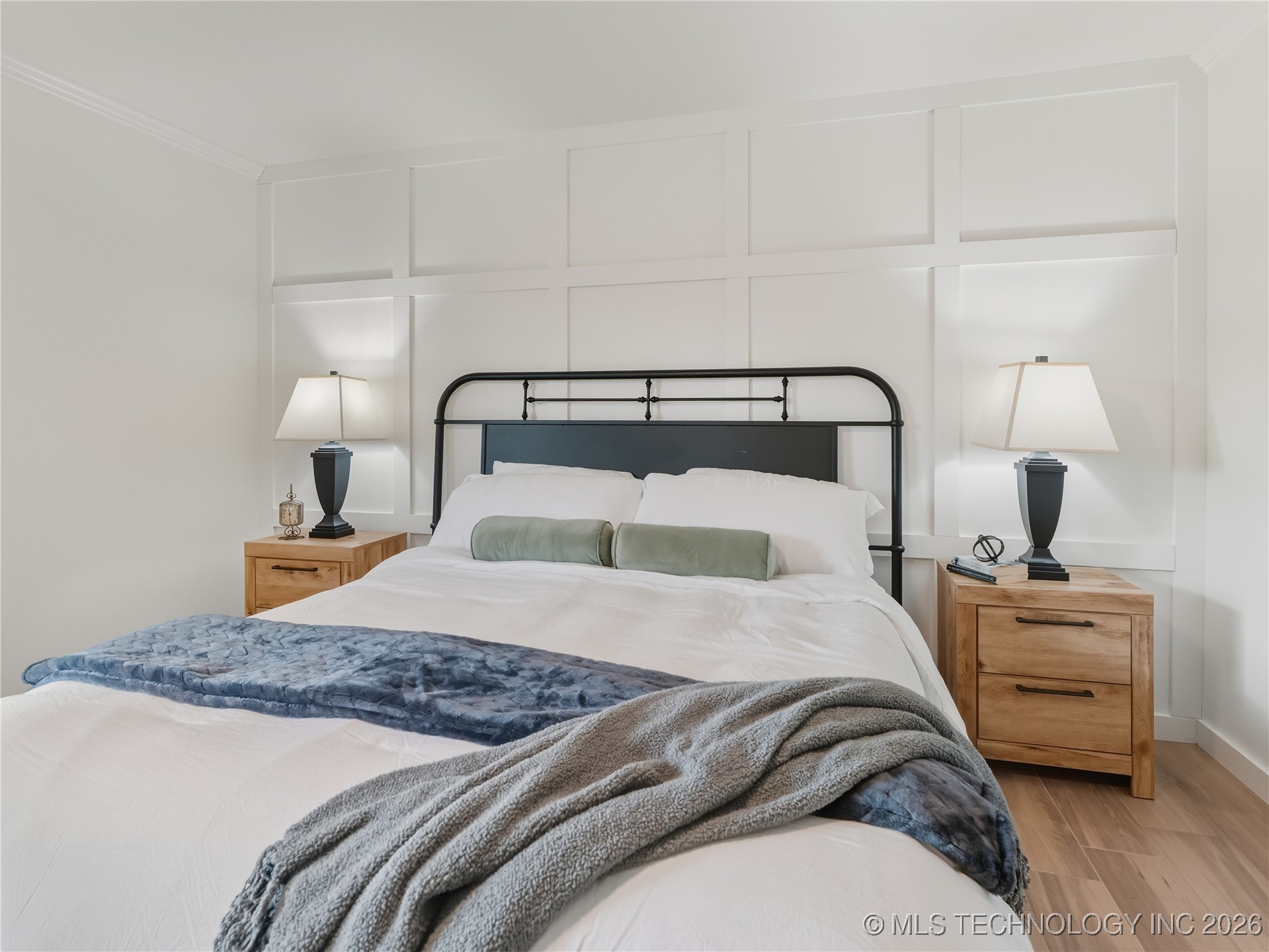 1918 E 15th Property Photo 19