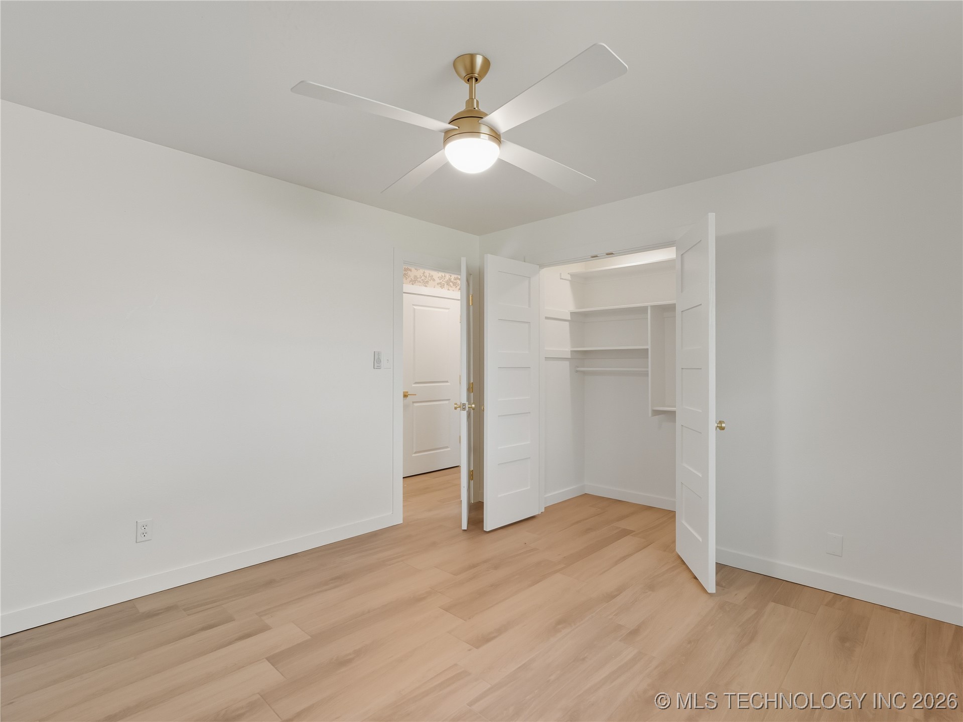 1918 E 15th Property Photo 28