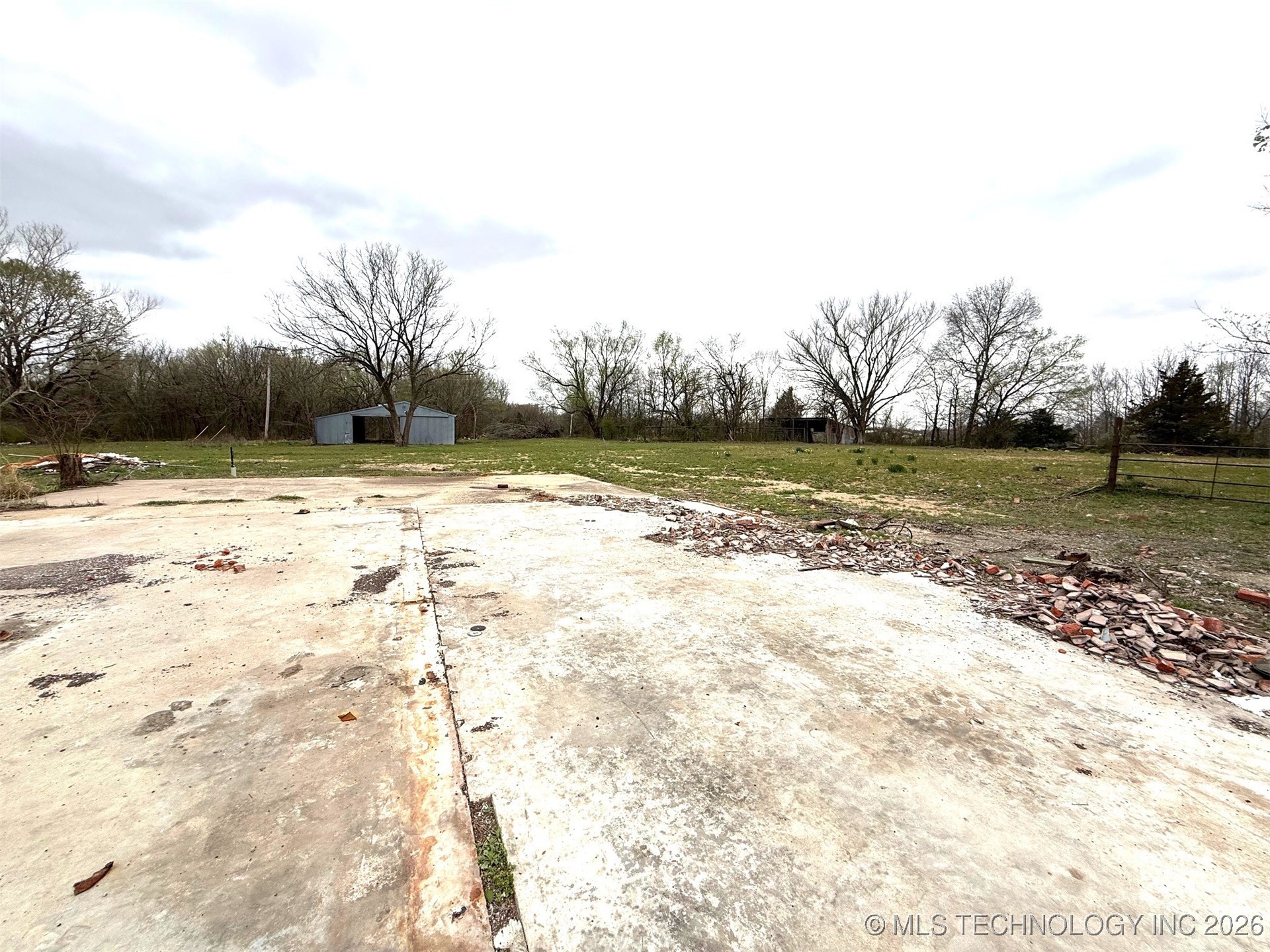 18960 Hwy 169 Highway Property Photo 8