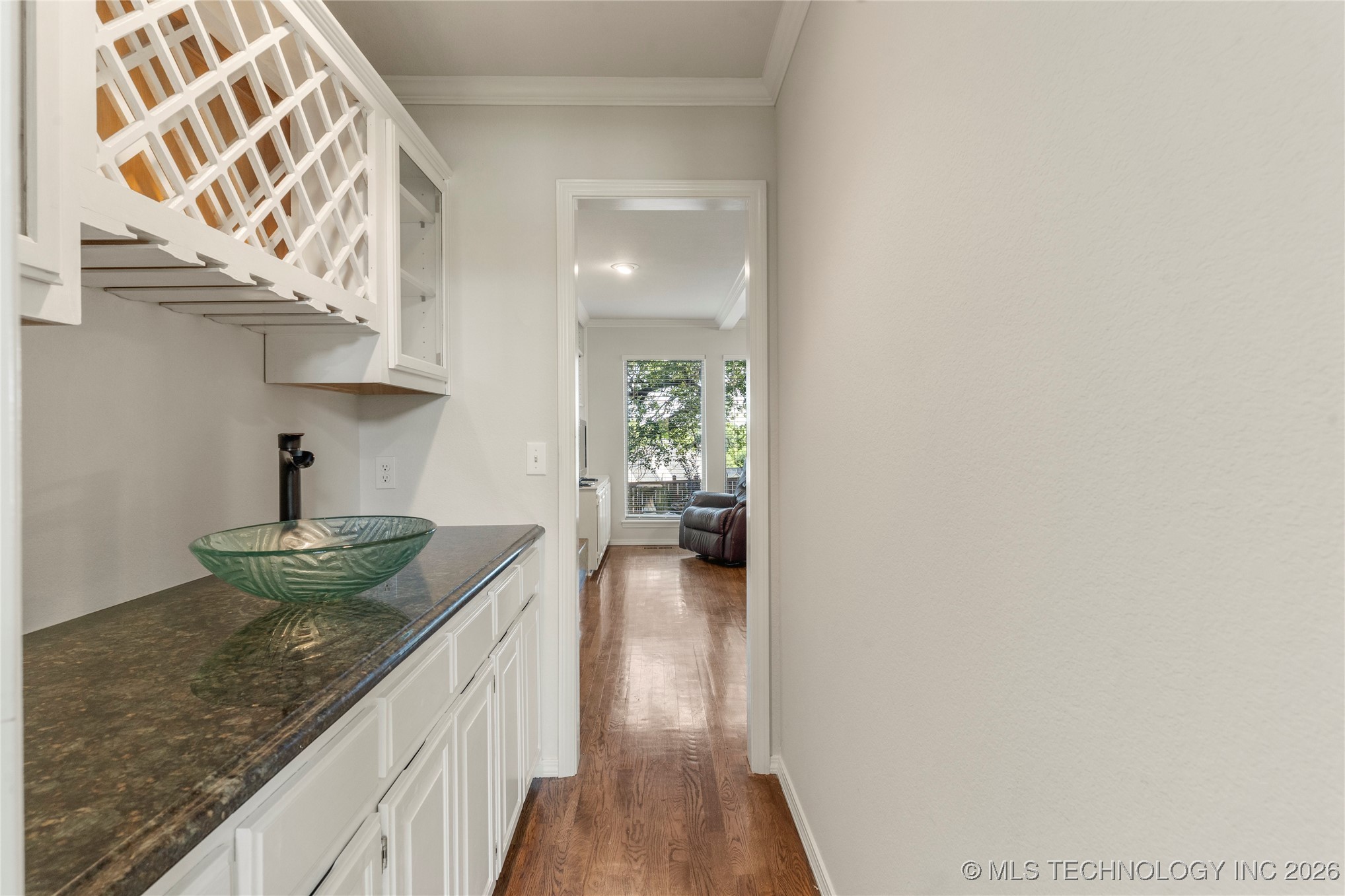 6723 E 97th Street Property Photo 7