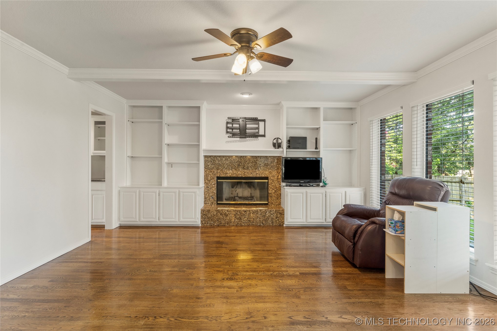 6723 E 97th Street Property Photo 8