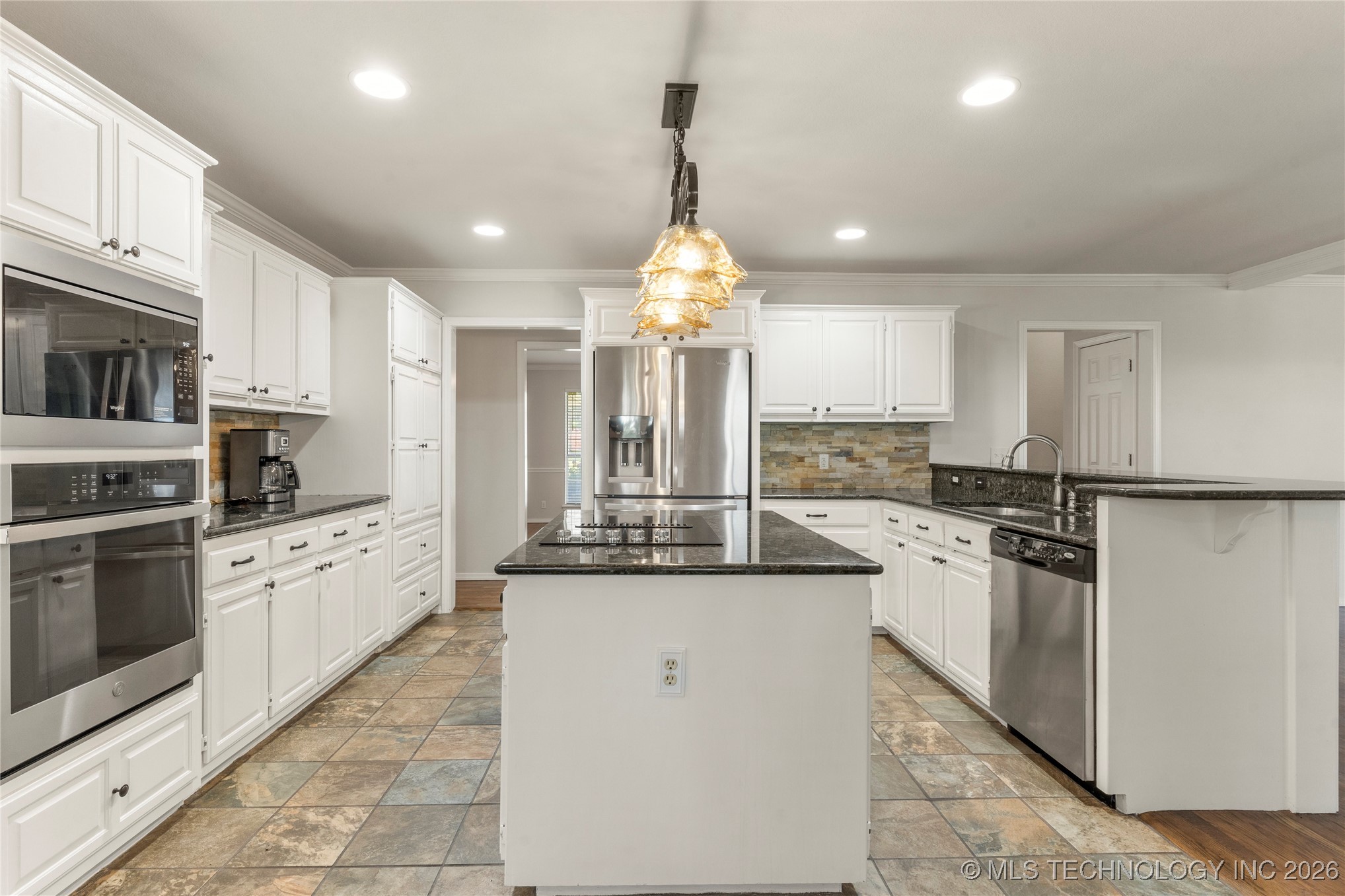 6723 E 97th Street Property Photo 12