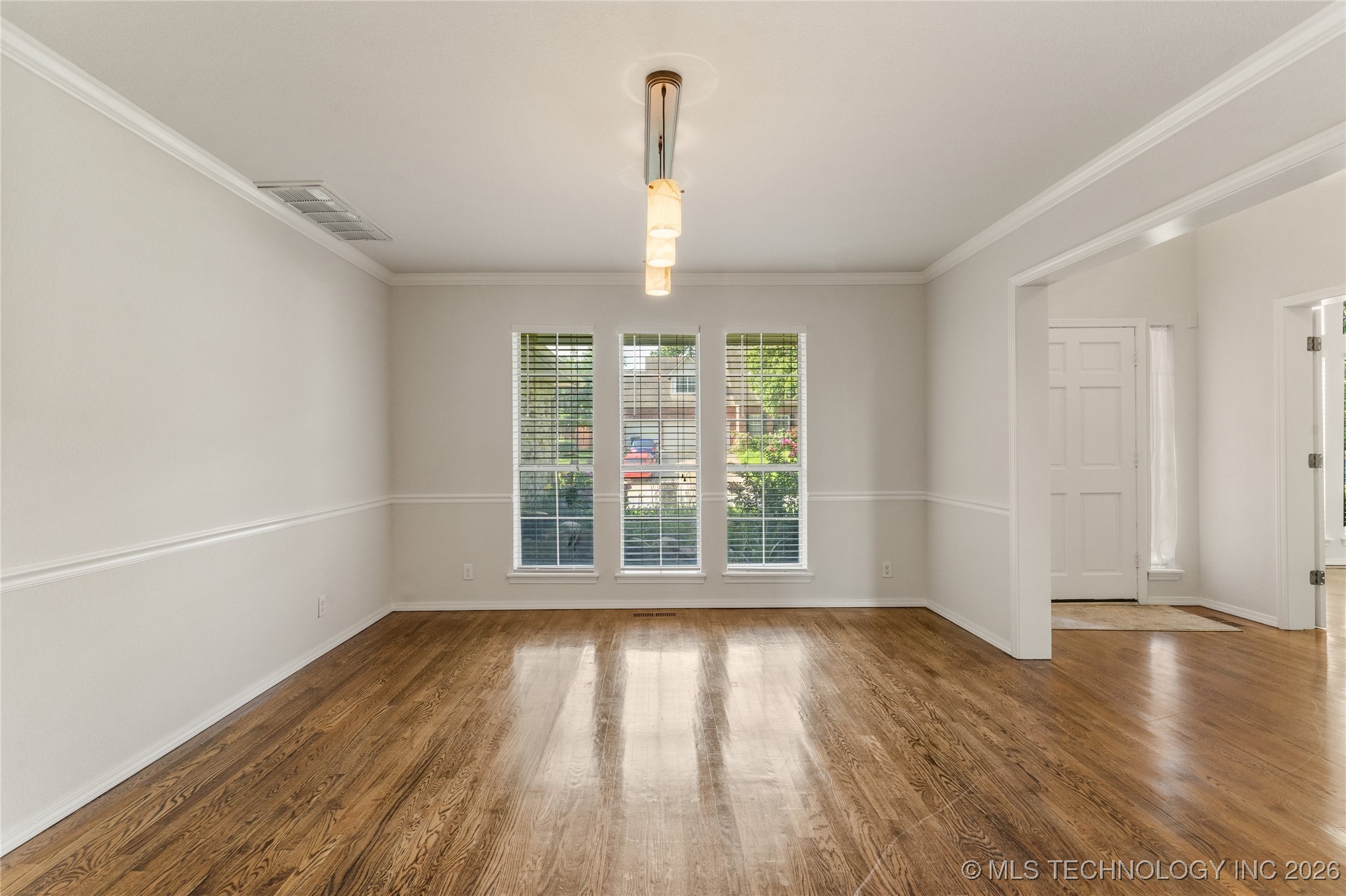 6723 E 97th Street Property Photo 19