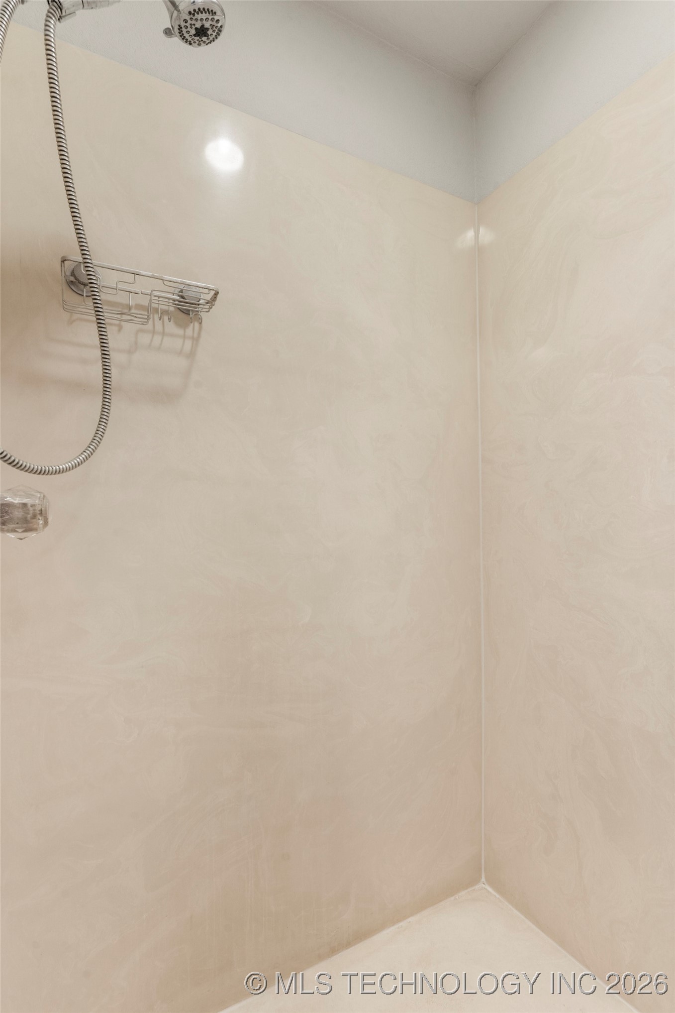 6723 E 97th Street Property Photo 25