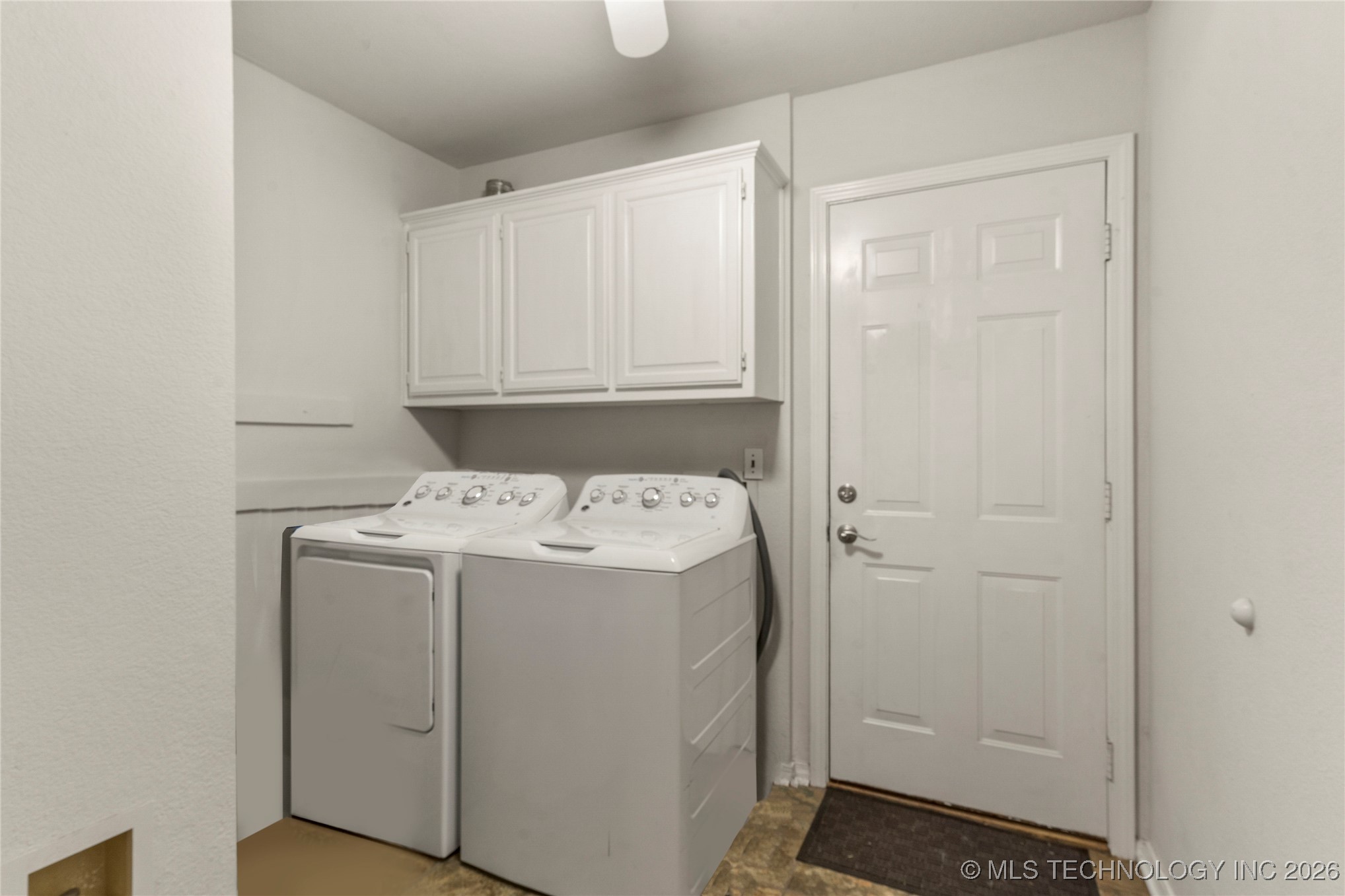 6723 E 97th Street Property Photo 26