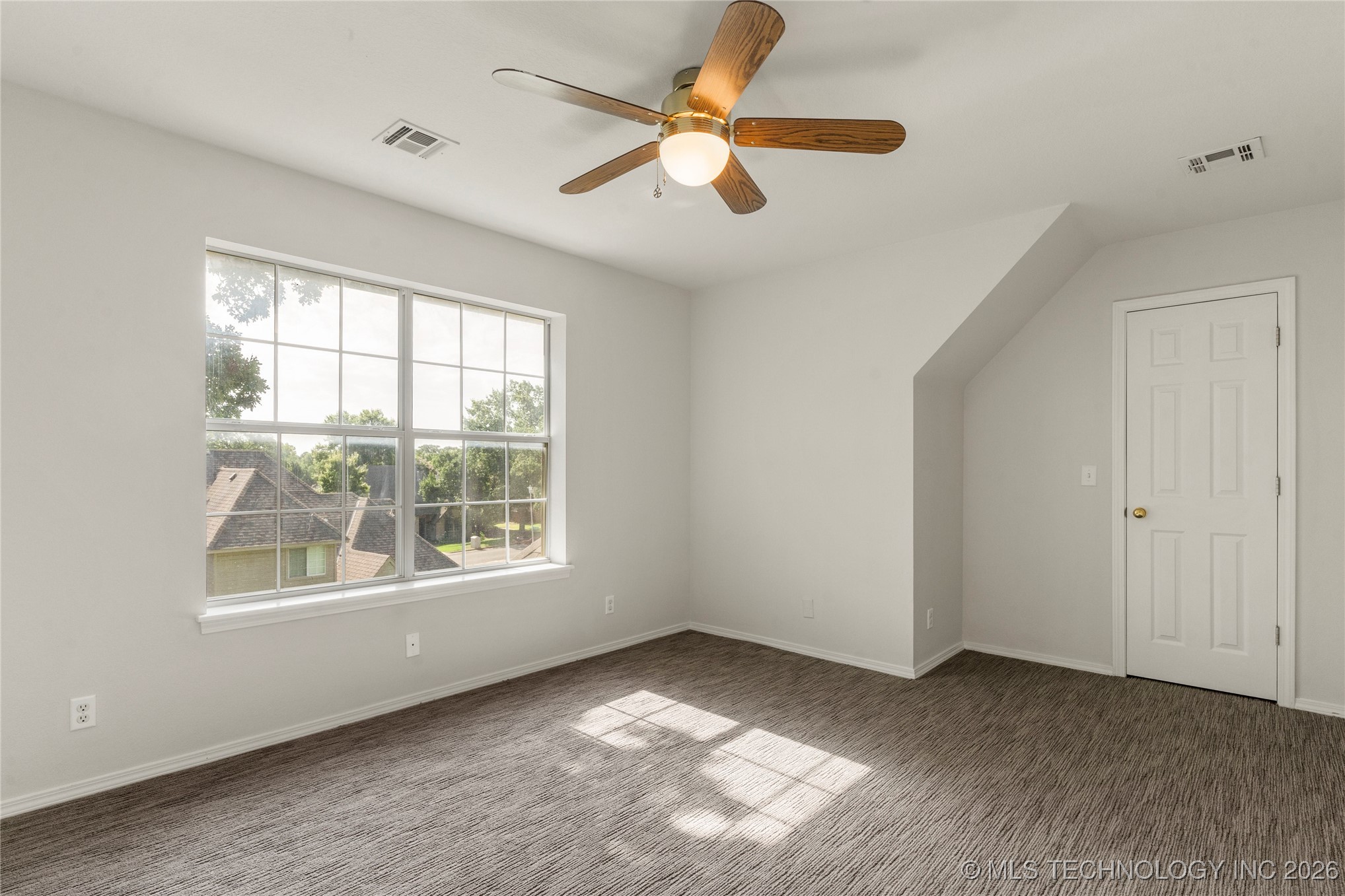 6723 E 97th Street Property Photo 38