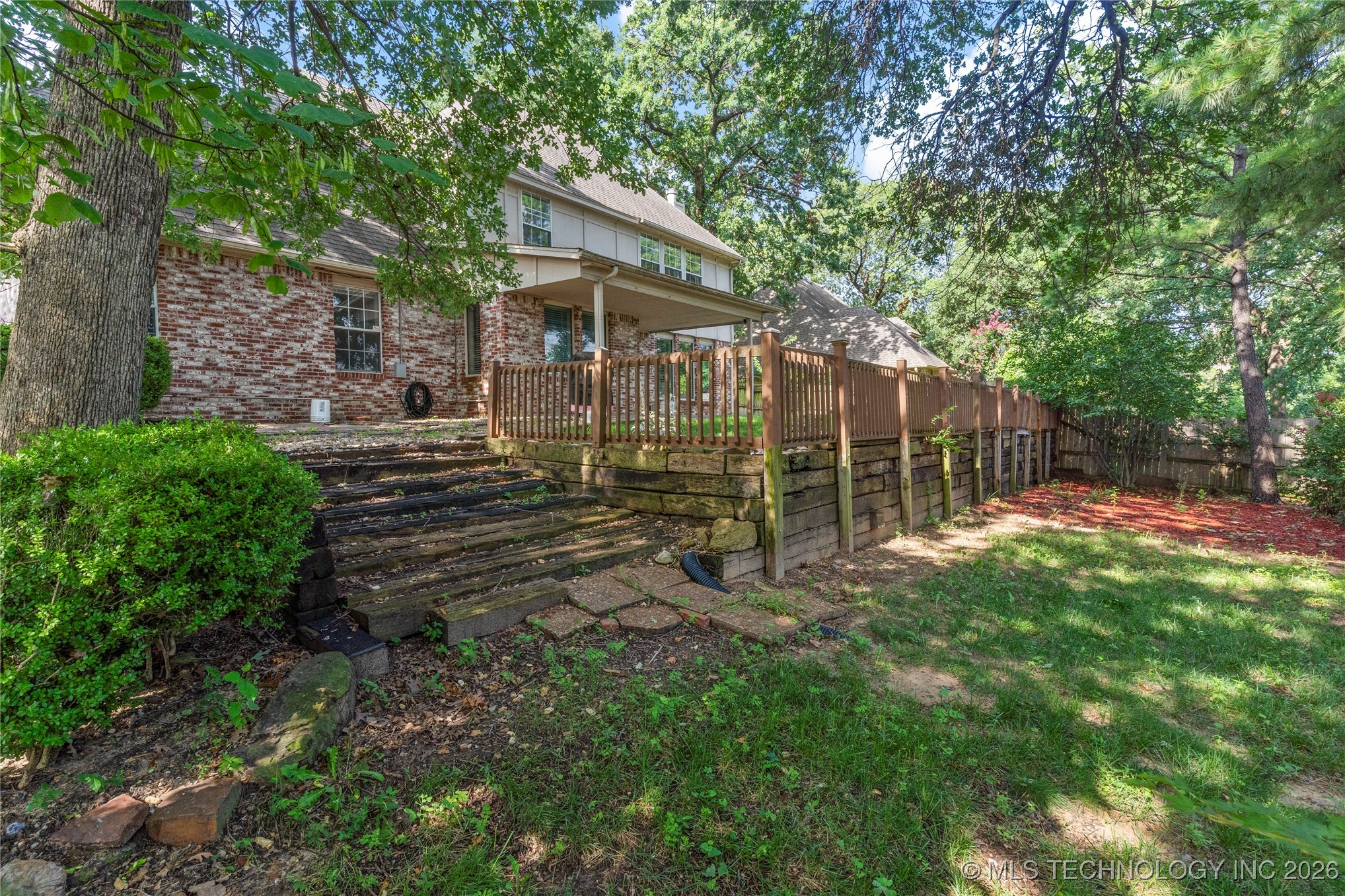 6723 E 97th Street Property Photo 43