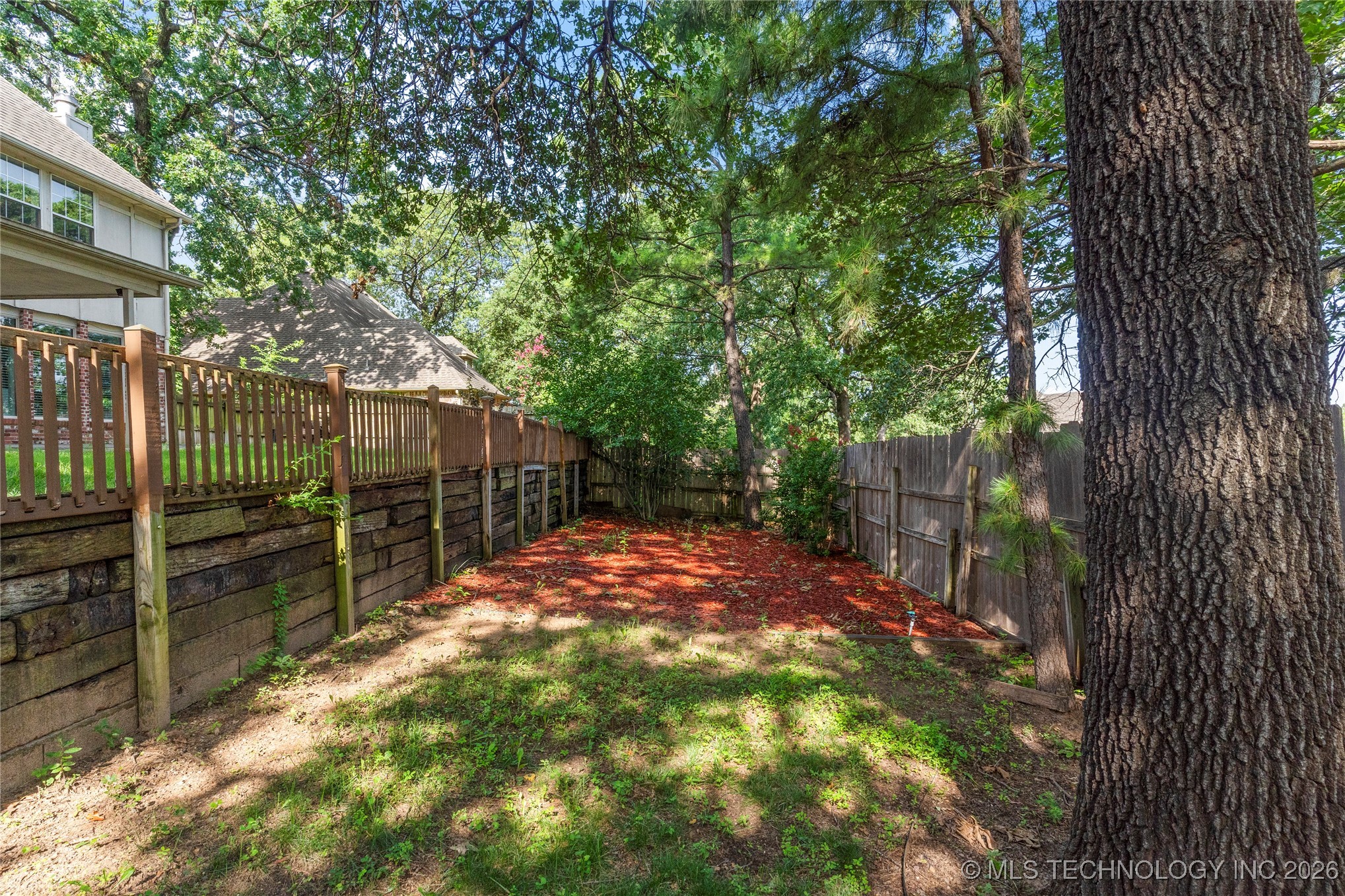 6723 E 97th Street Property Photo 44