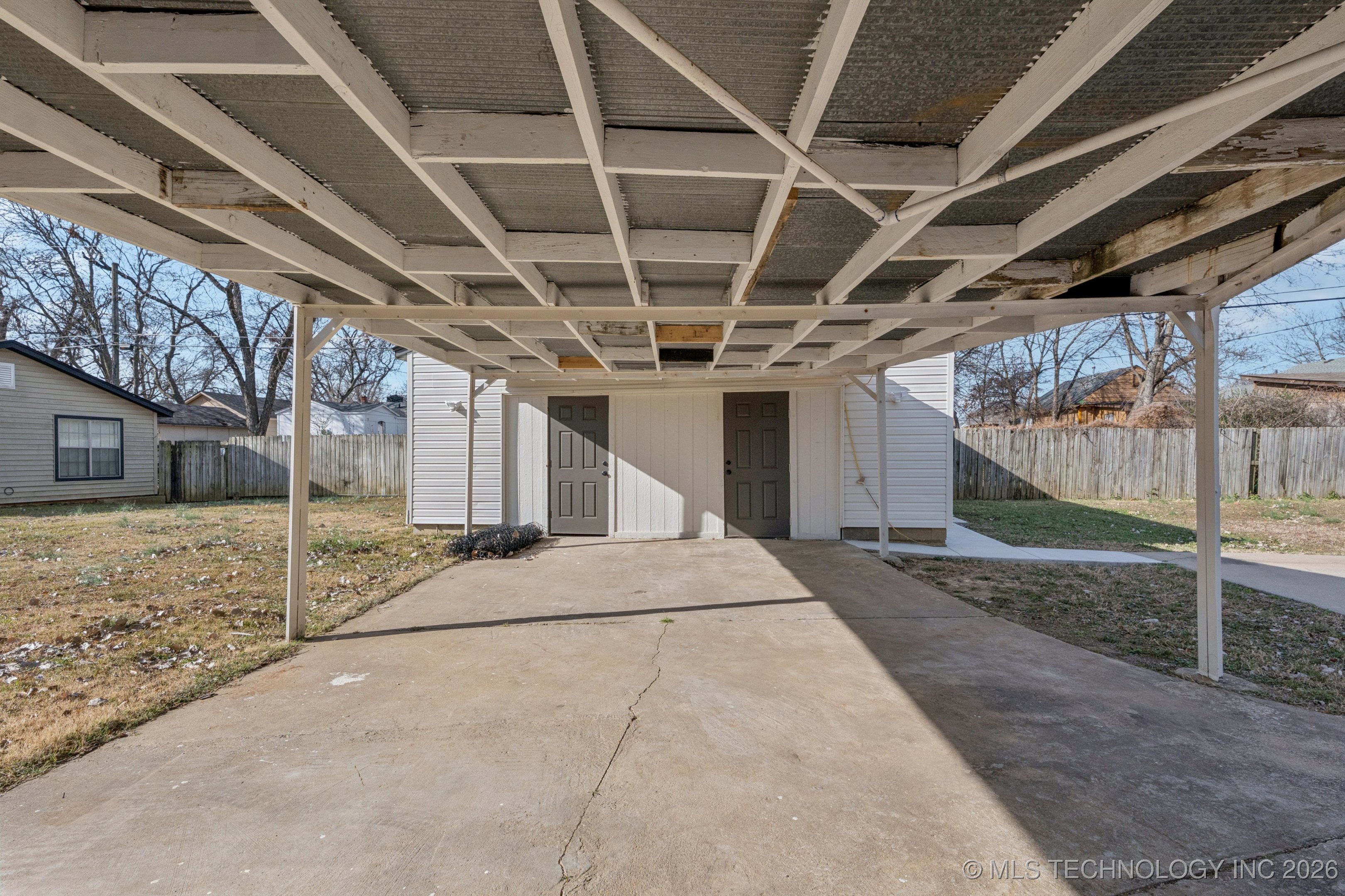 1228 S 76th East Avenue Property Photo 21