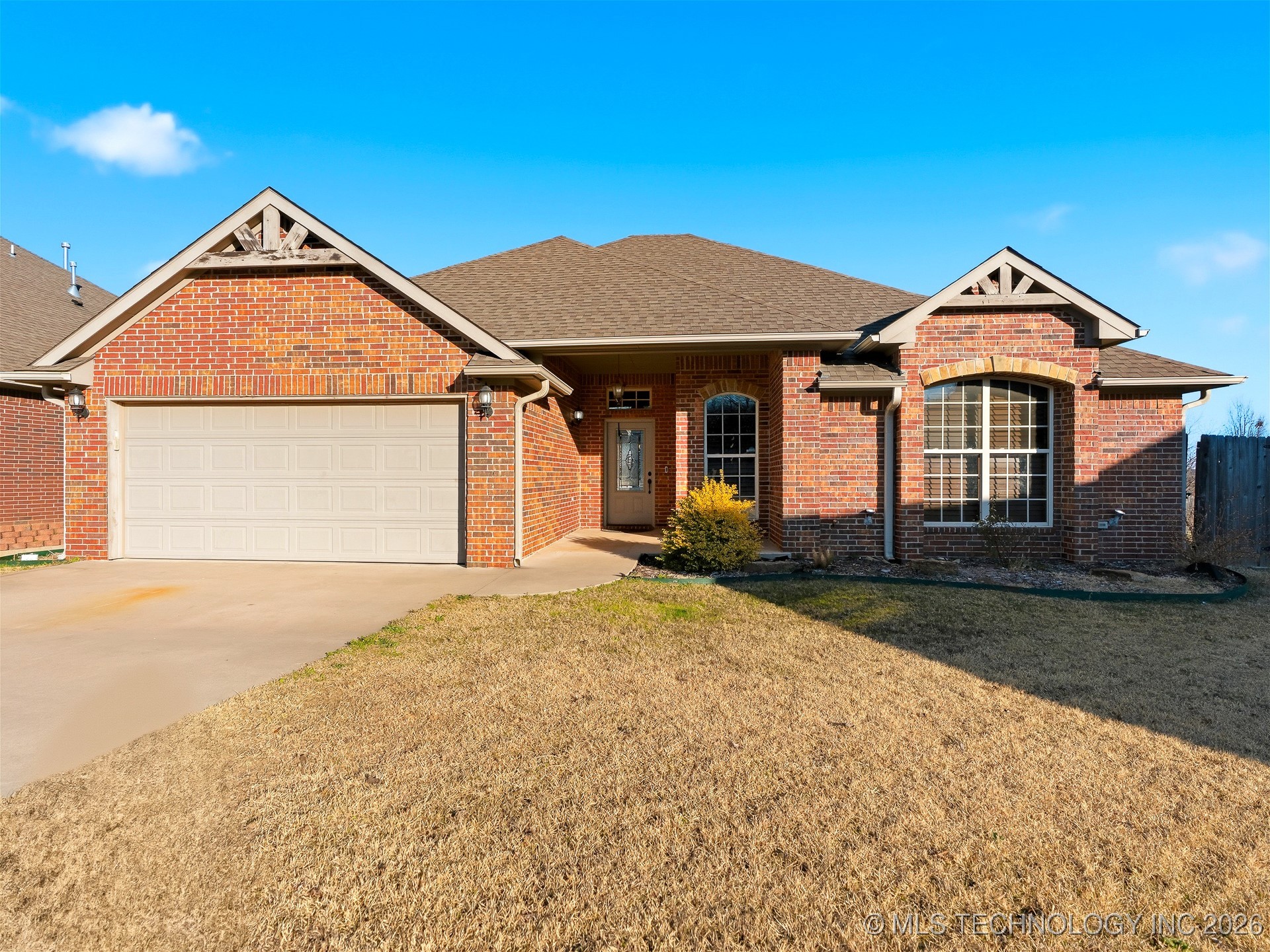 431 Westchester Property Photo 1