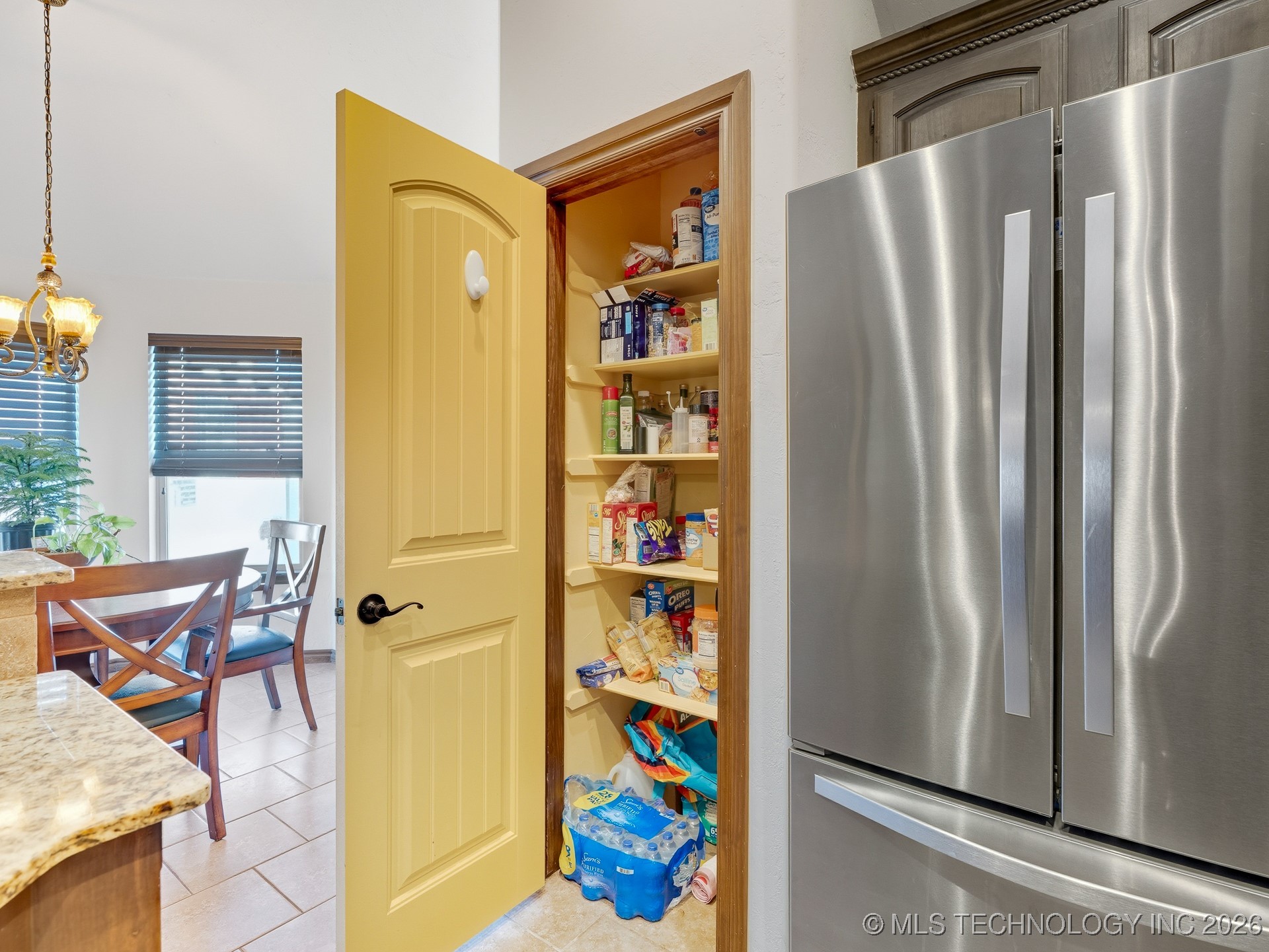 431 Westchester Property Photo 13