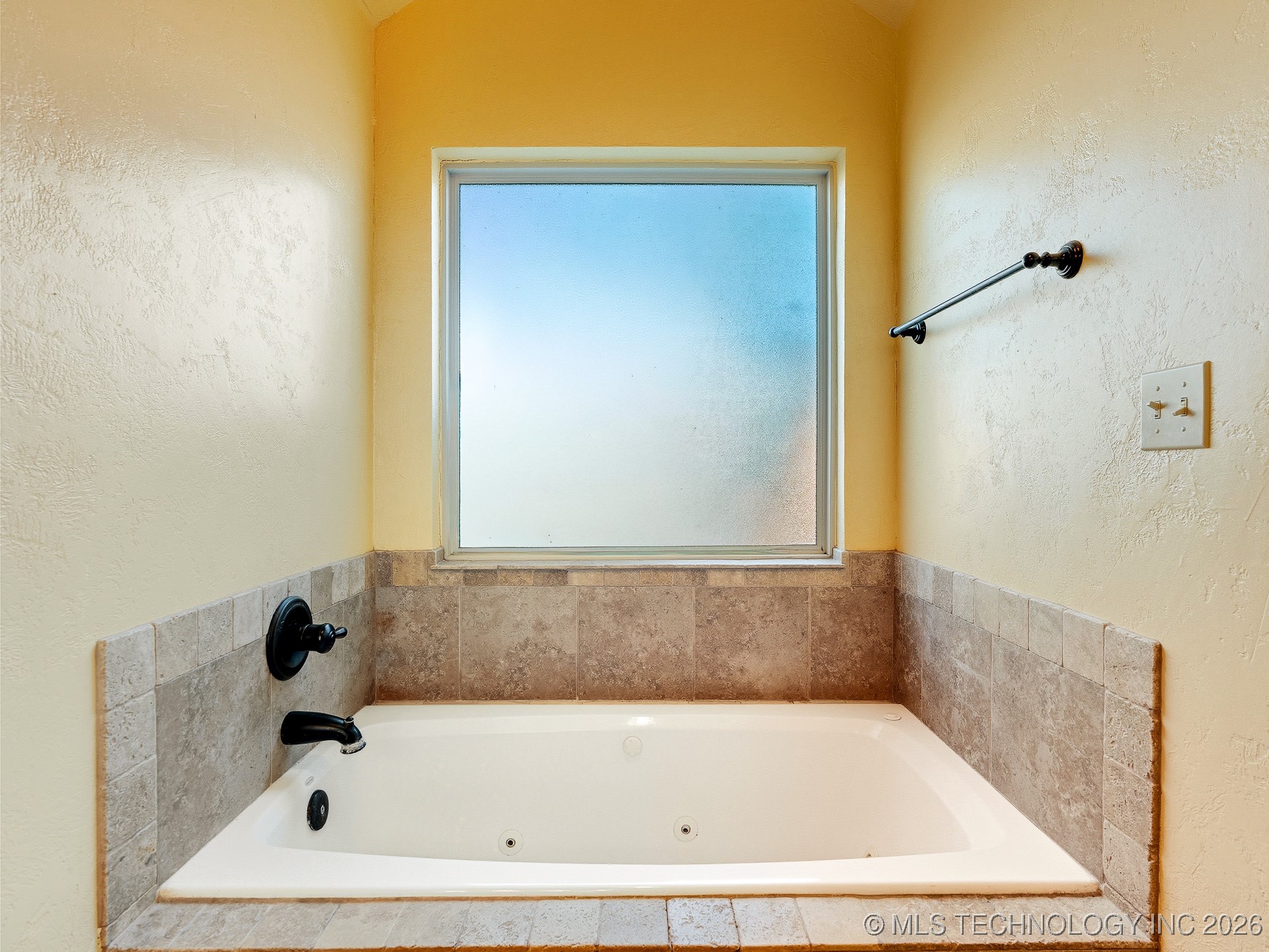 431 Westchester Property Photo 18