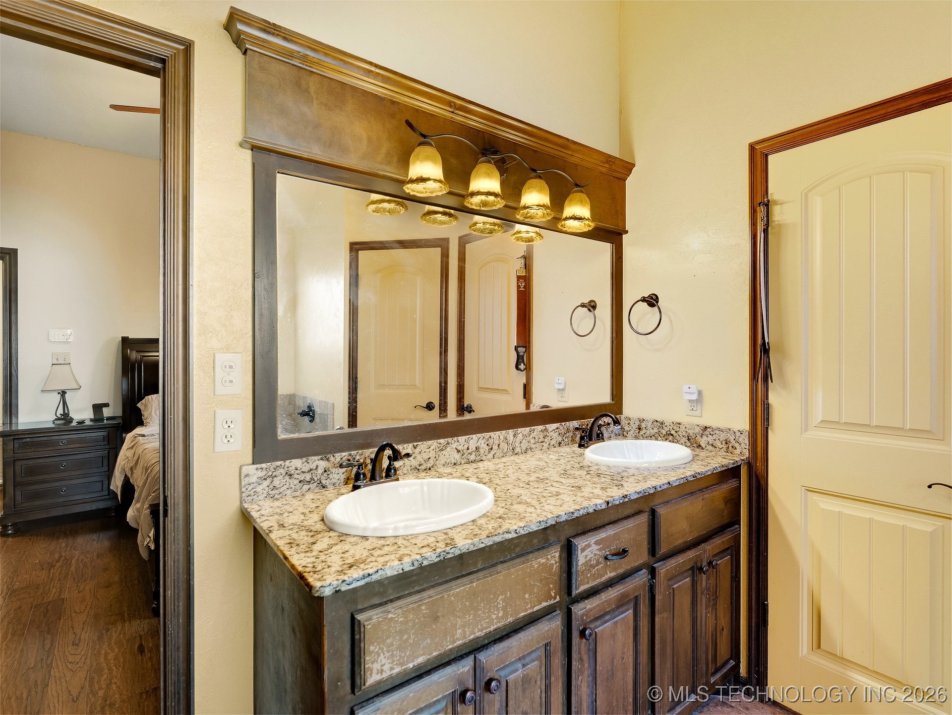 431 Westchester Property Photo 21