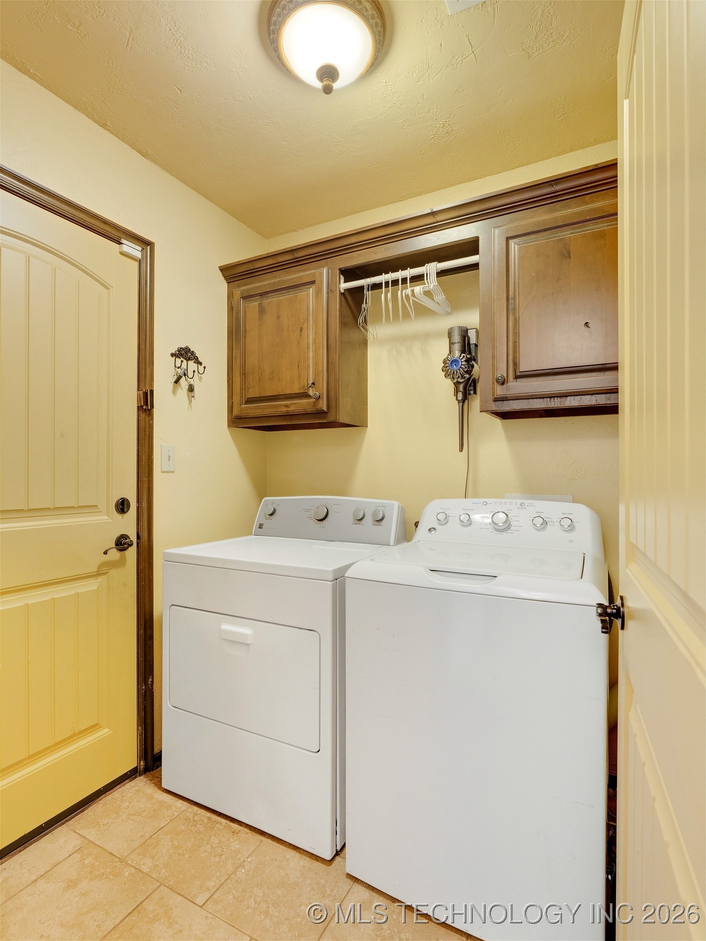 431 Westchester Property Photo 30