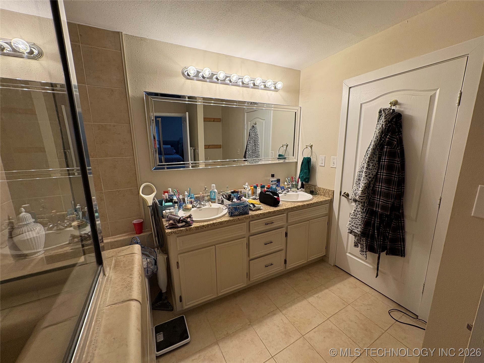 1183 Romia Property Photo 9