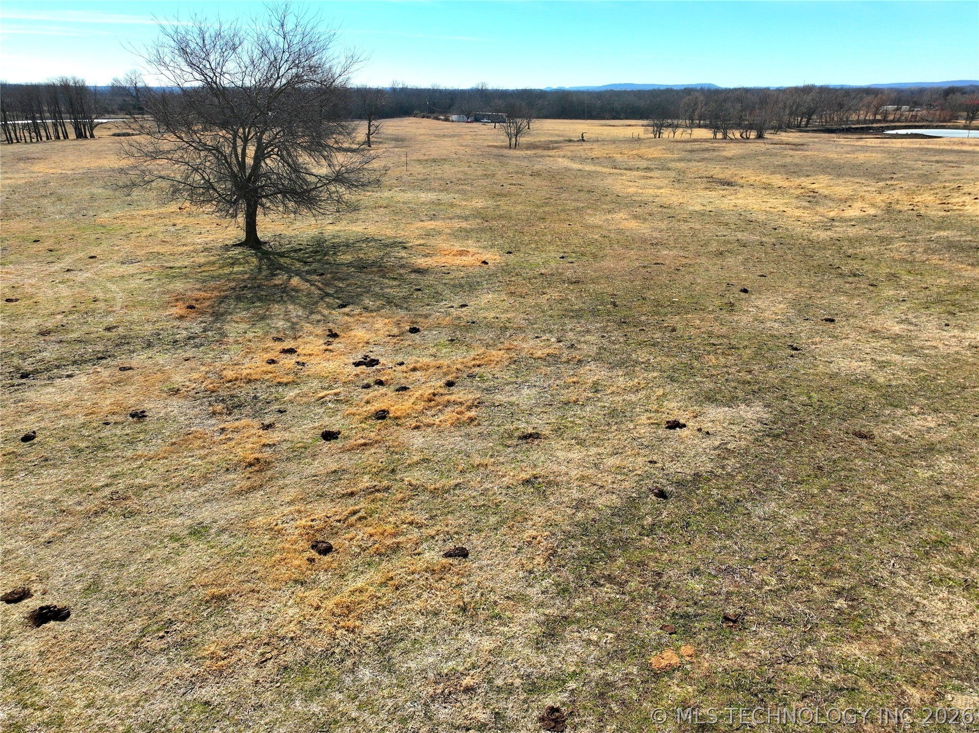 002 4190 Road Property Photo 8