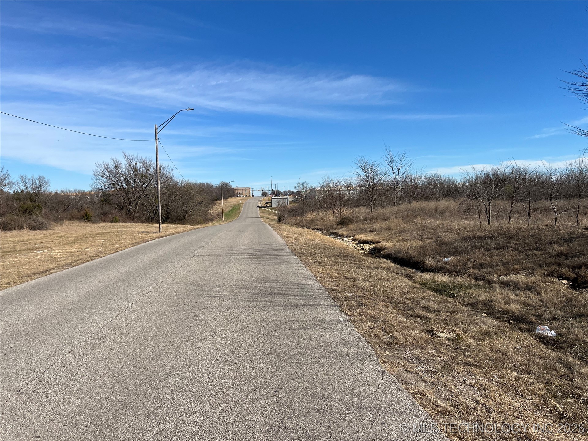 Smiley Road Property Photo 6