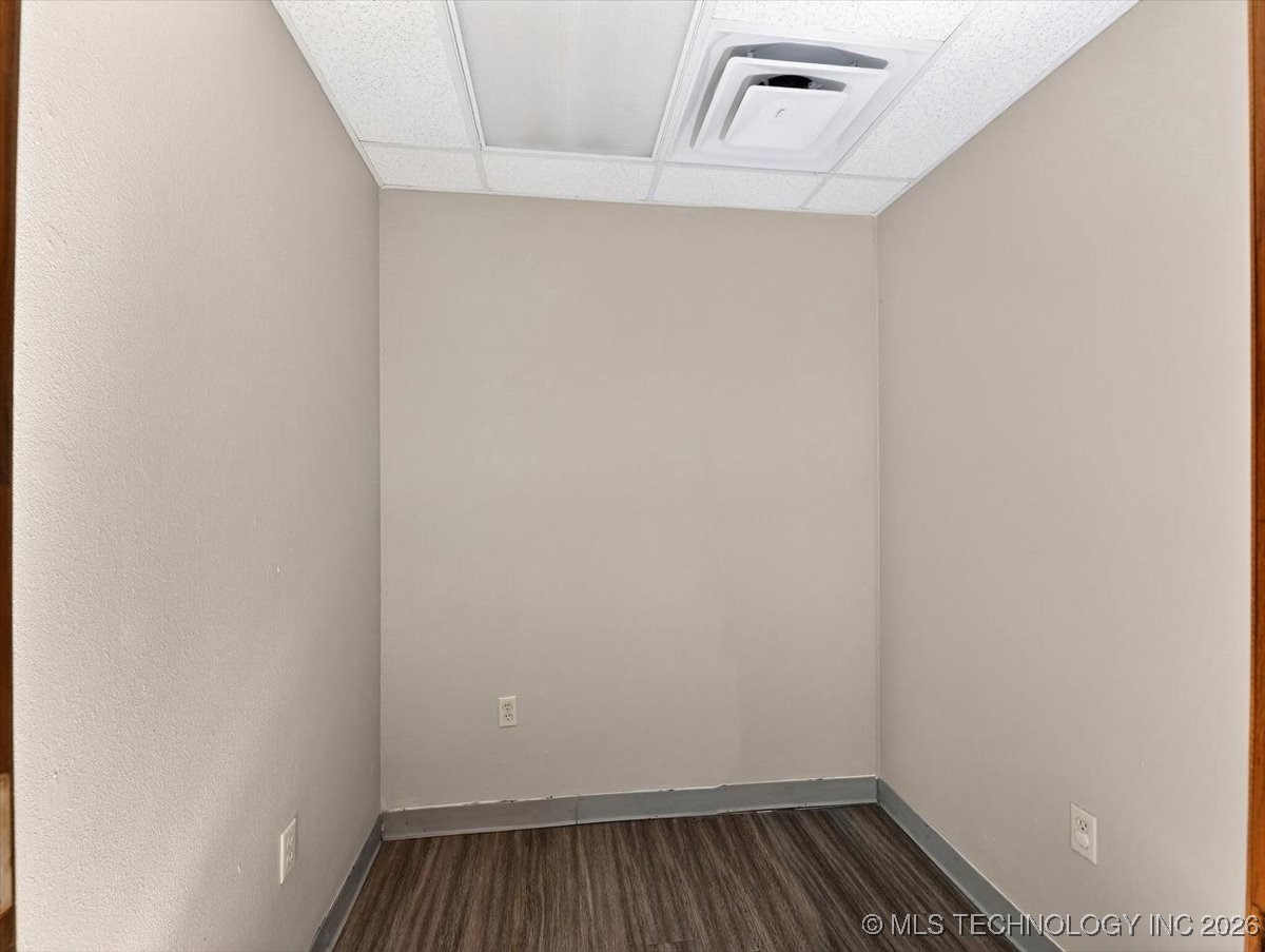 2203 N Broadway Property Photo 23