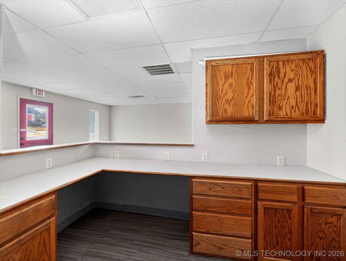 2203 N Broadway Property Photo 26