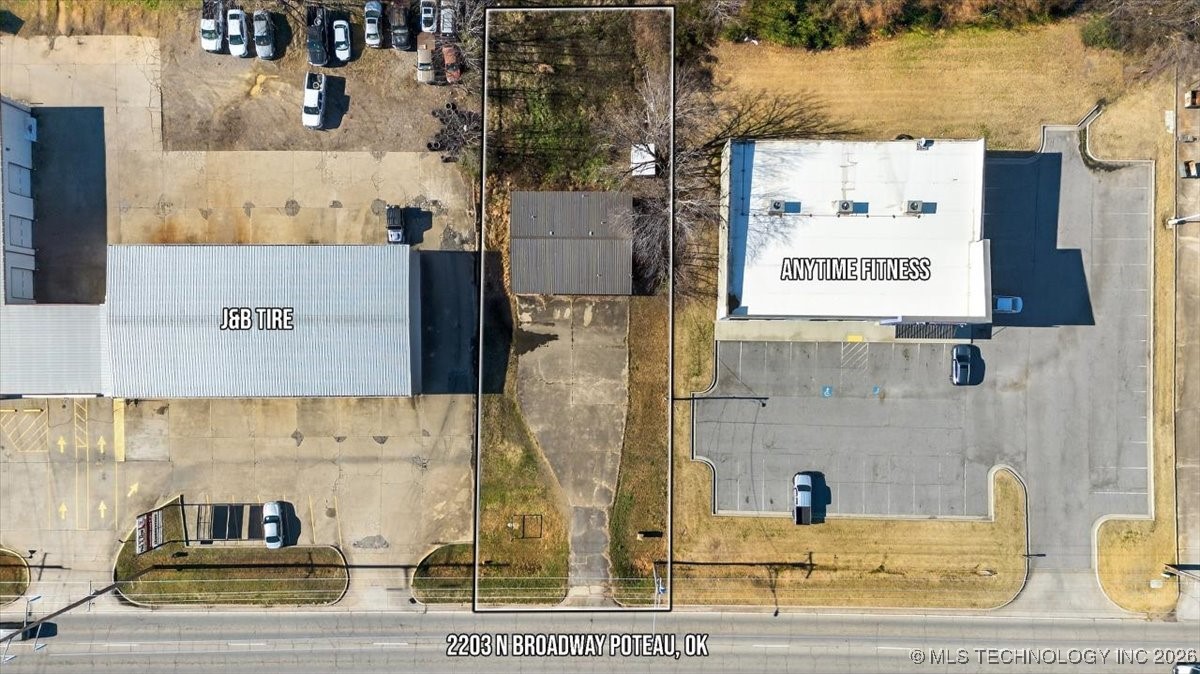 2203 N Broadway Property Photo 32