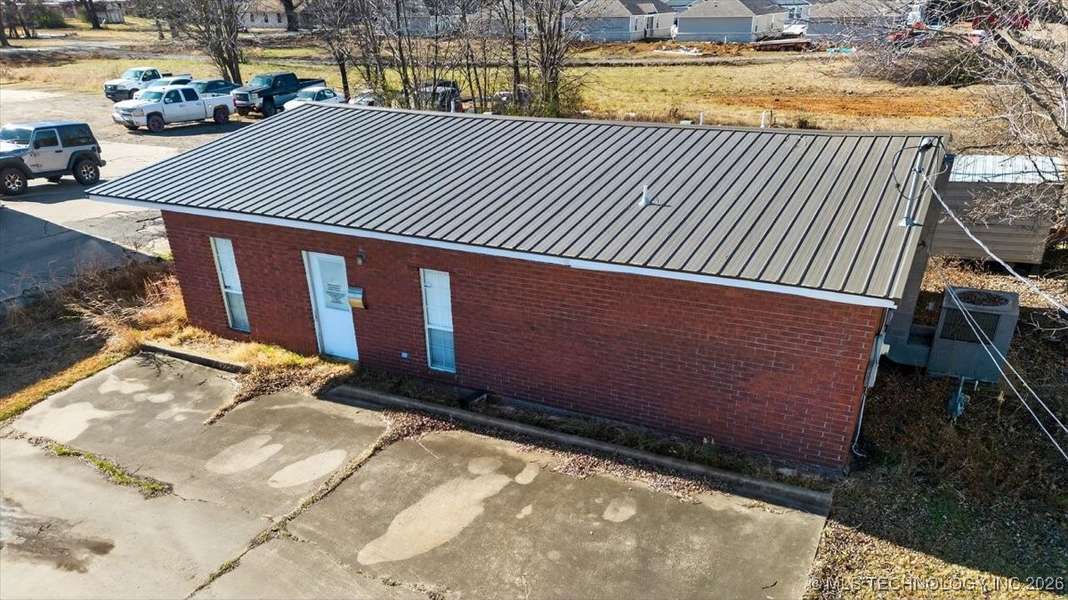 2203 N Broadway Property Photo 43