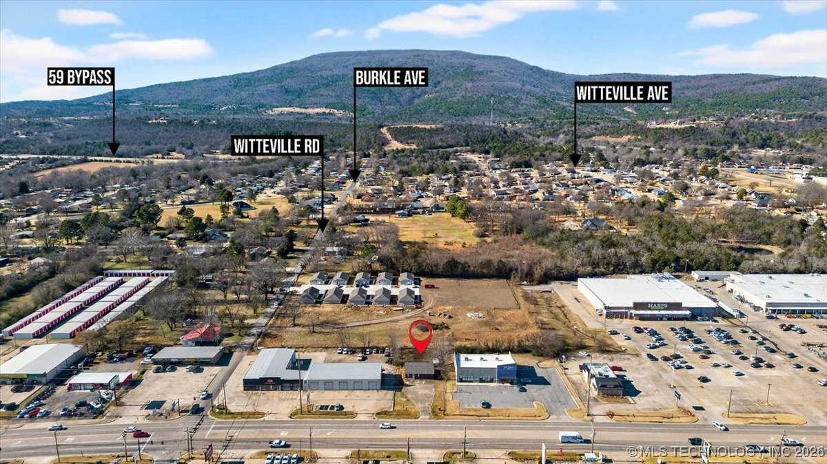 2203 N Broadway Property Photo 46